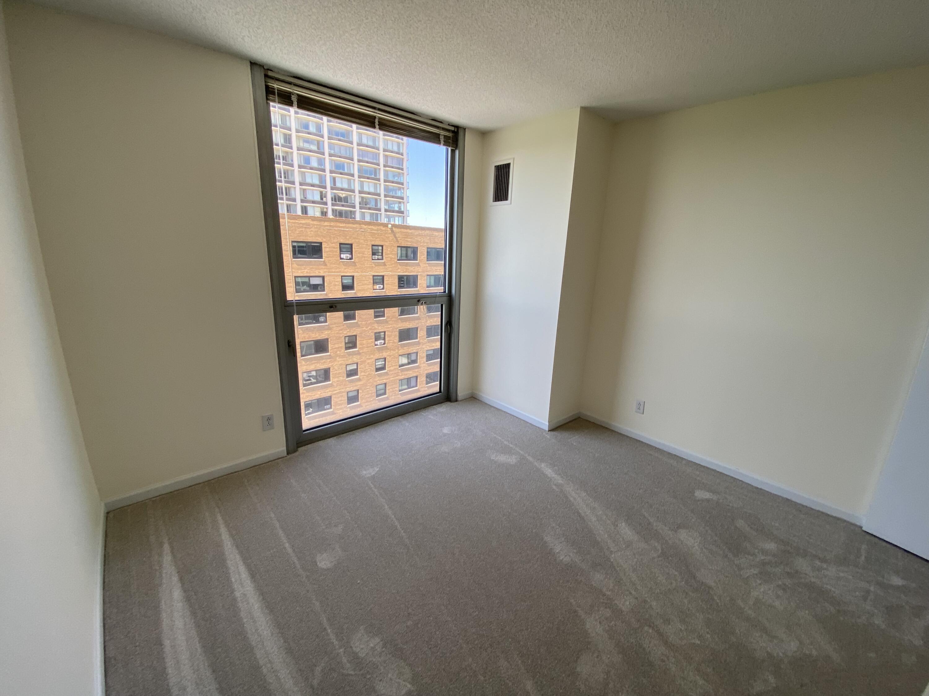 1660 N Prospect Ave Unit: 809