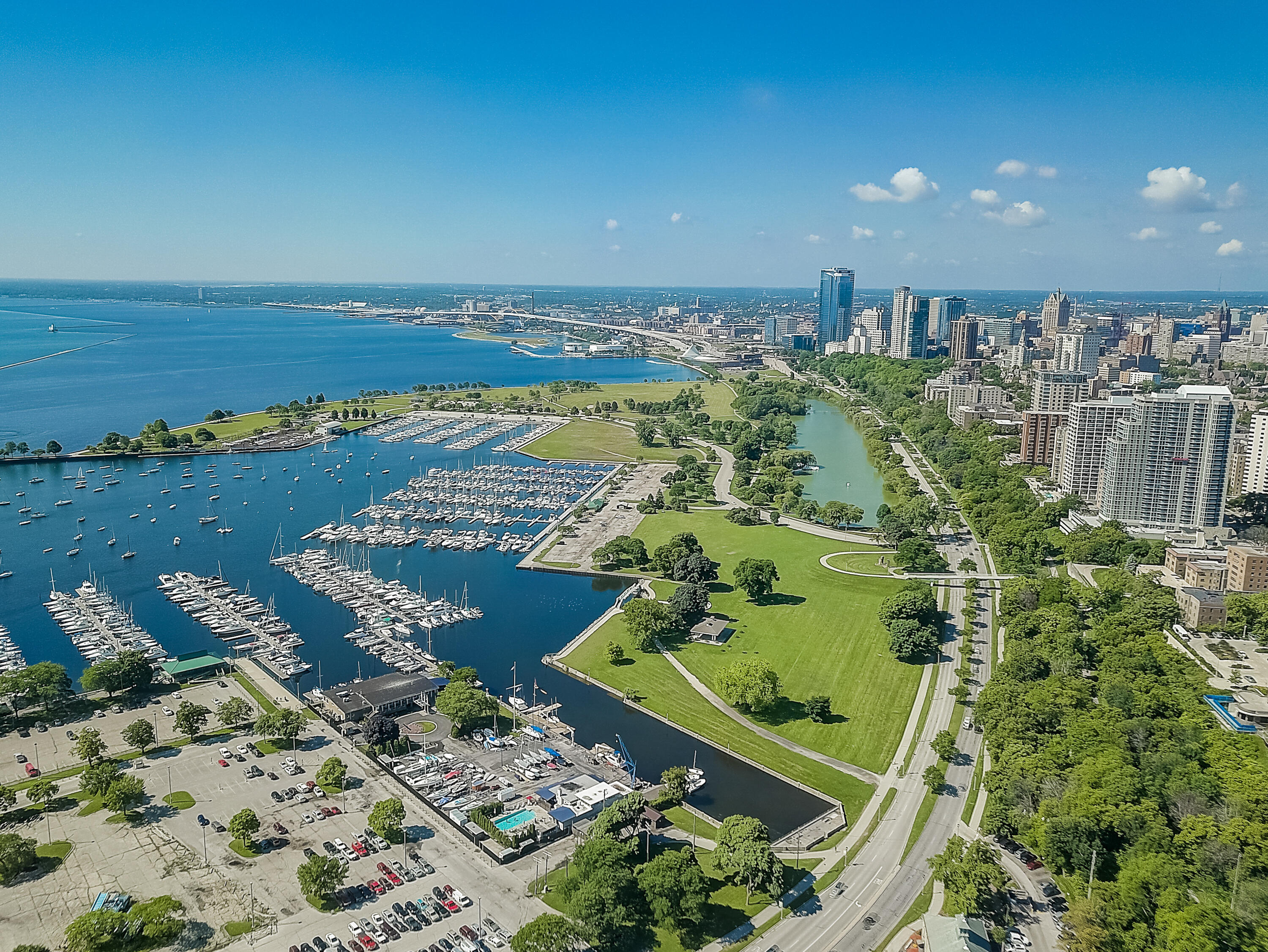 1660 N Prospect Ave Unit: 809