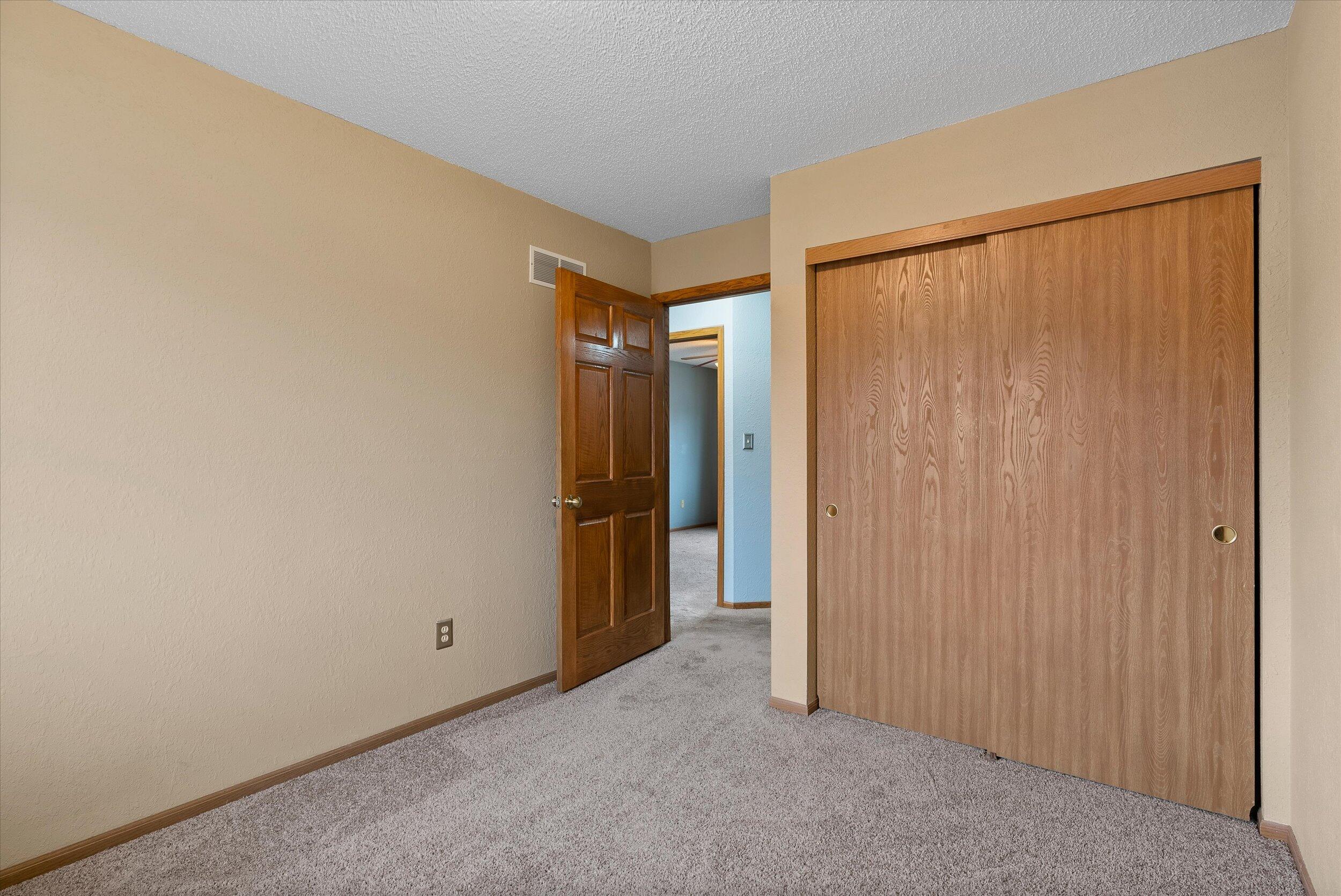 W163N11518 Windsor Ct Unit: C