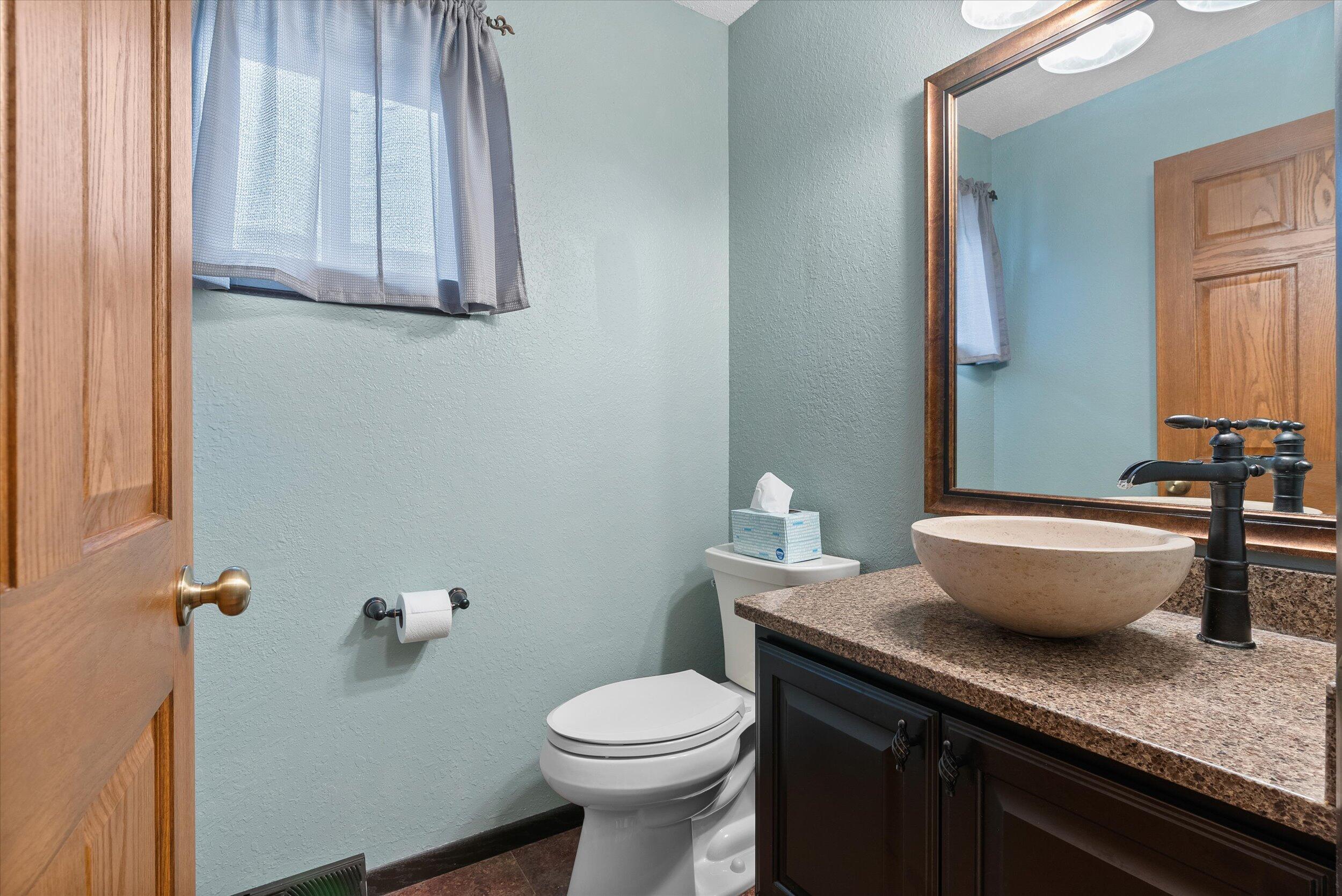 W163N11518 Windsor Ct Unit: C