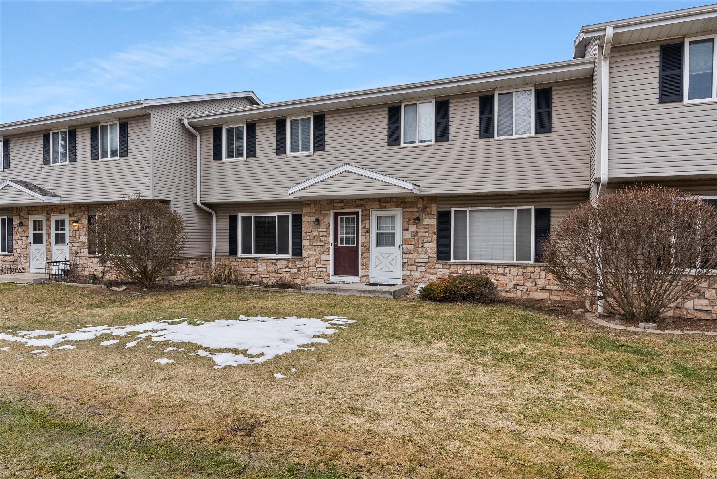 W163N11518 Windsor Ct Unit: C