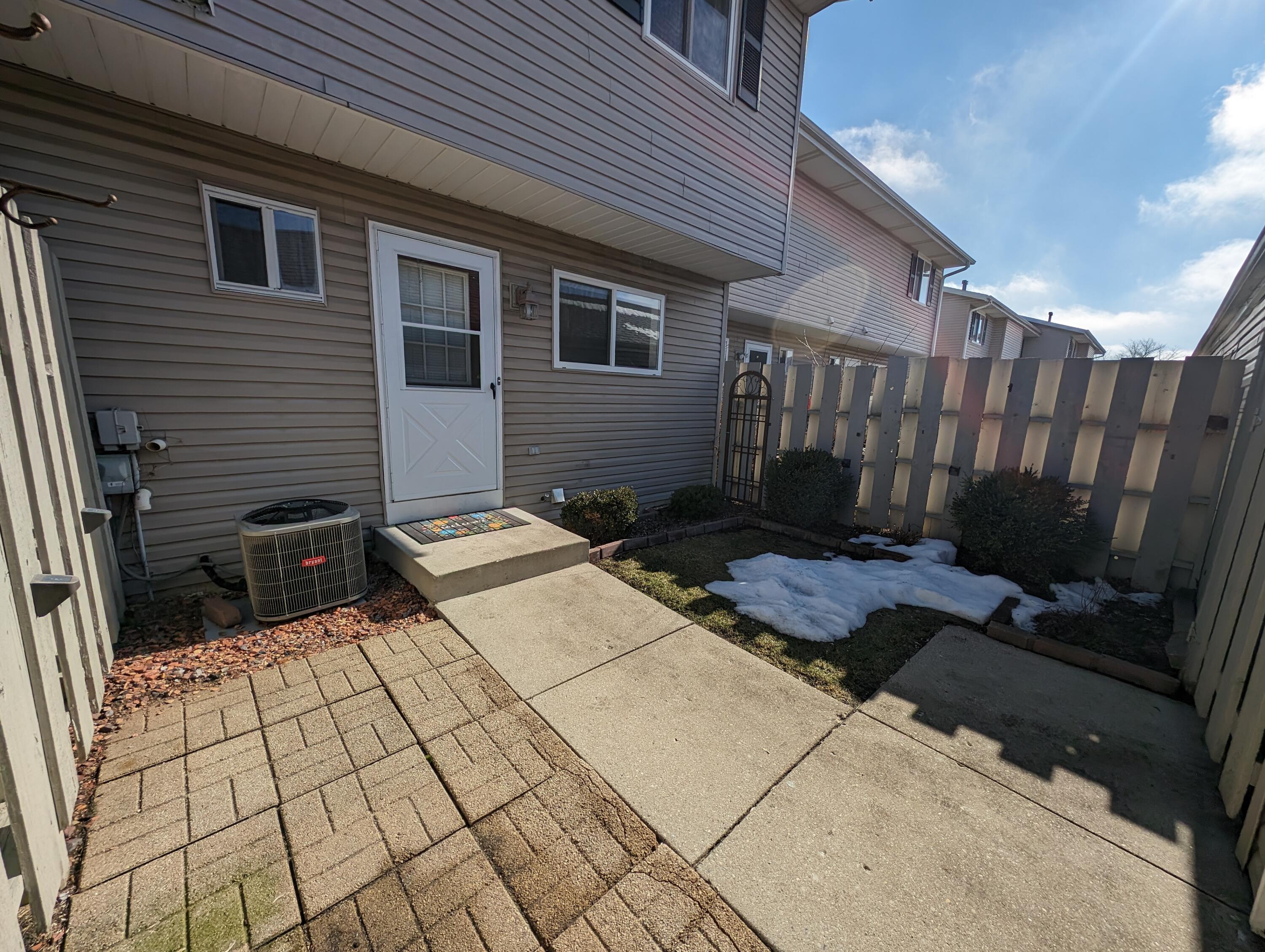 W163N11518 Windsor Ct Unit: C