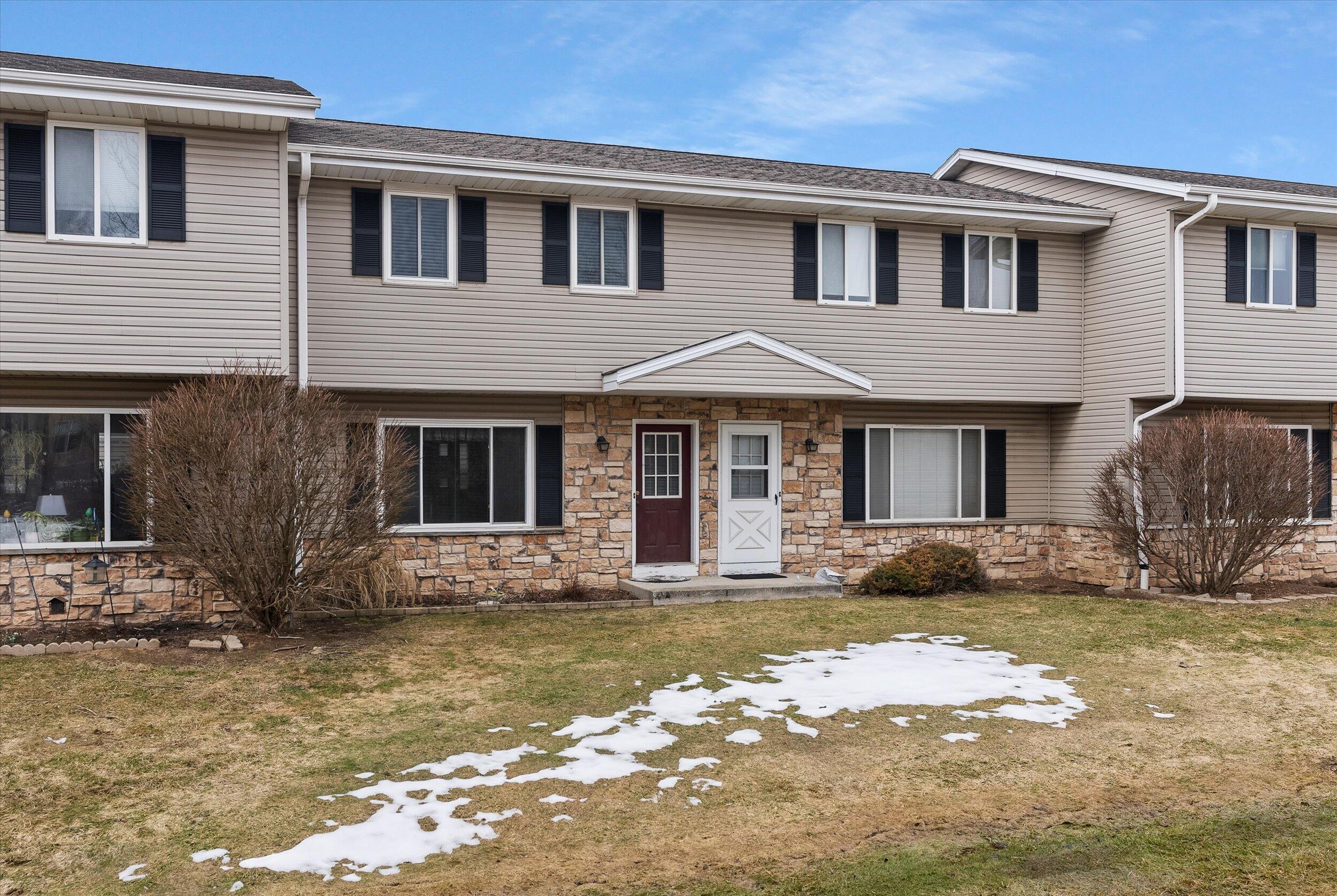 W163N11518 Windsor Ct Unit: C