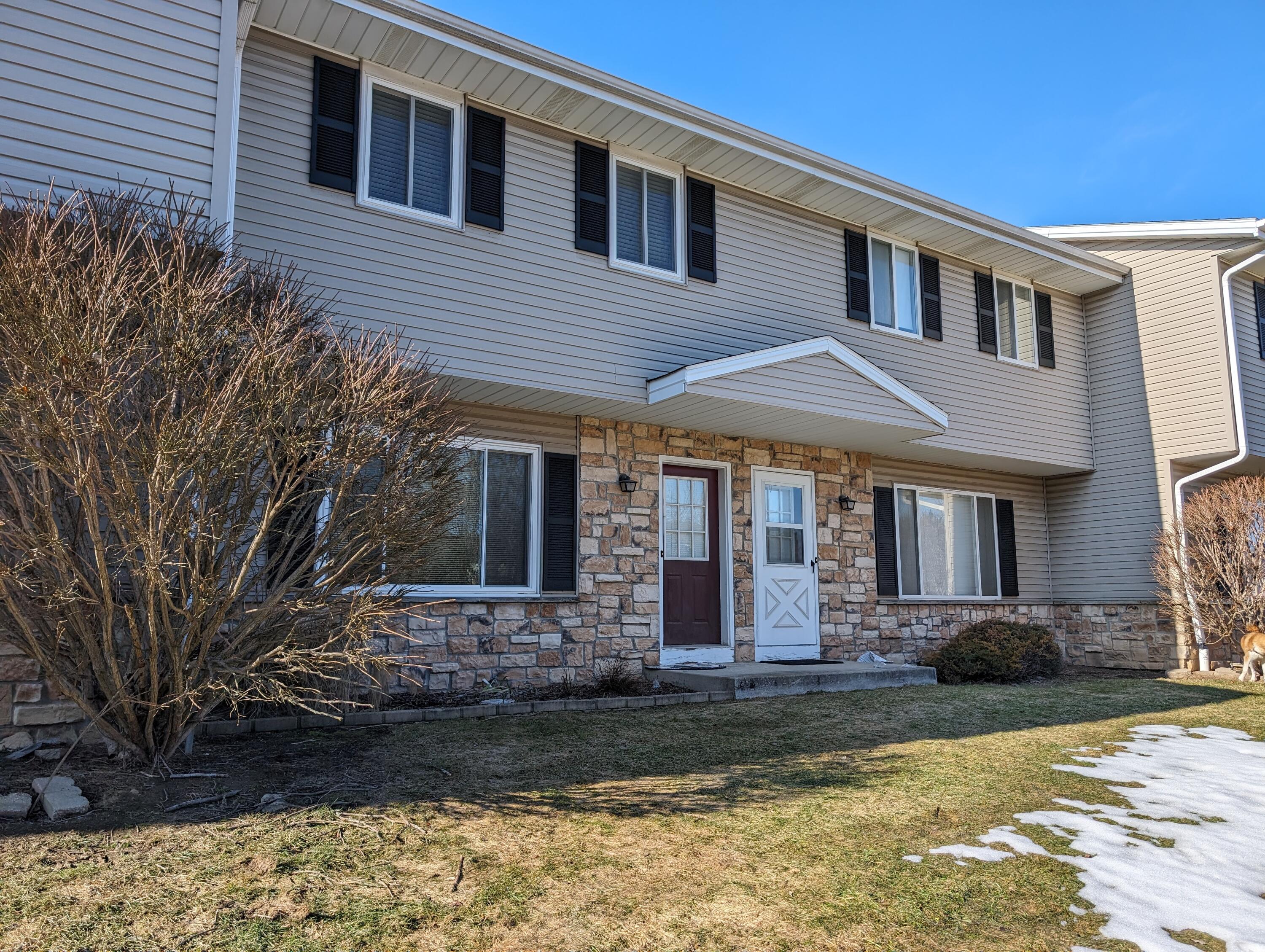 W163N11518 Windsor Ct Unit: C
