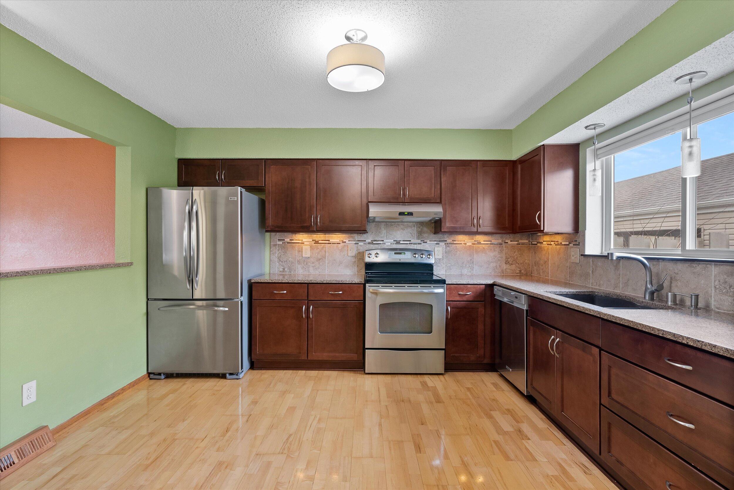 W163N11518 Windsor Ct Unit: C
