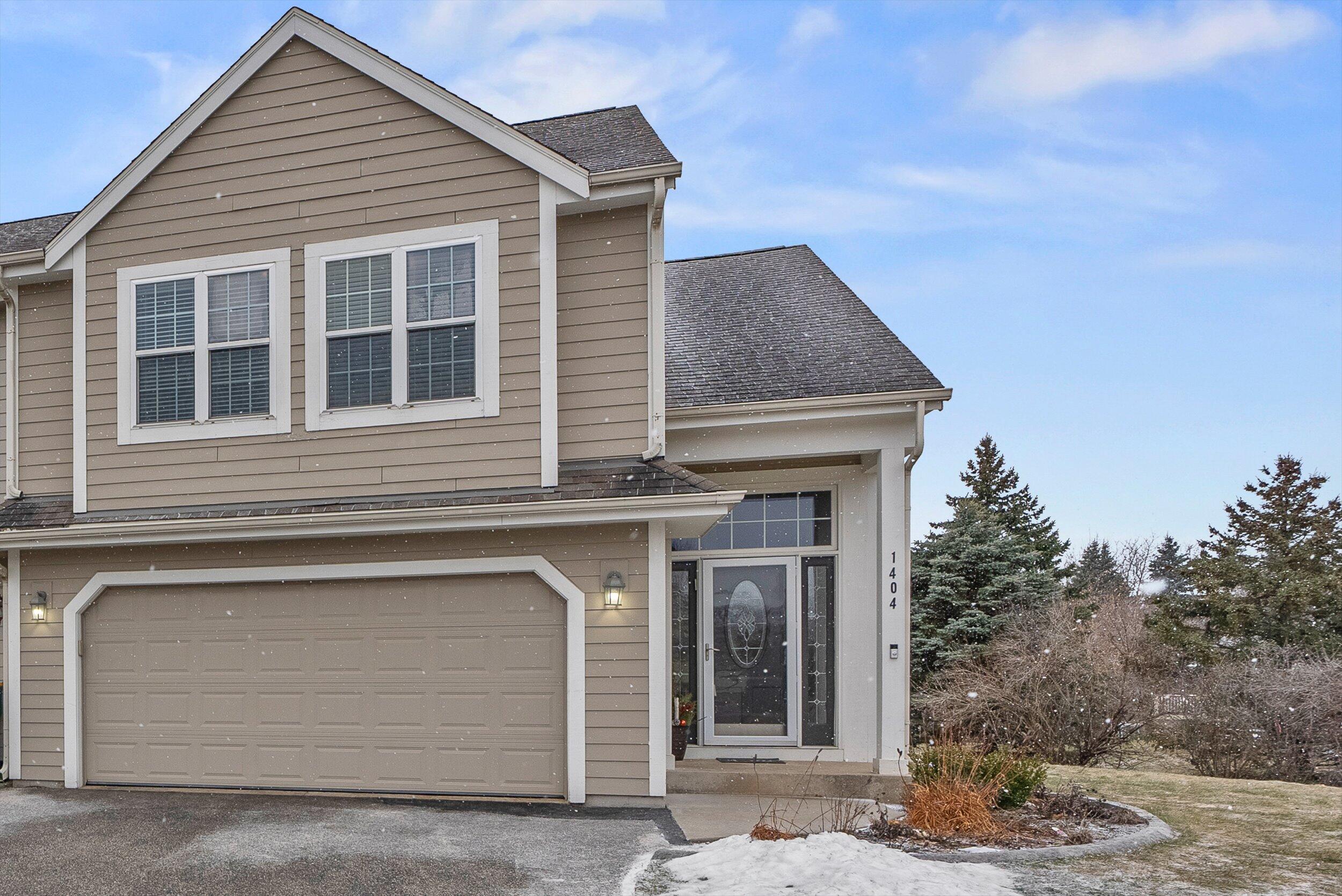 1404 S Silverbrook Dr
