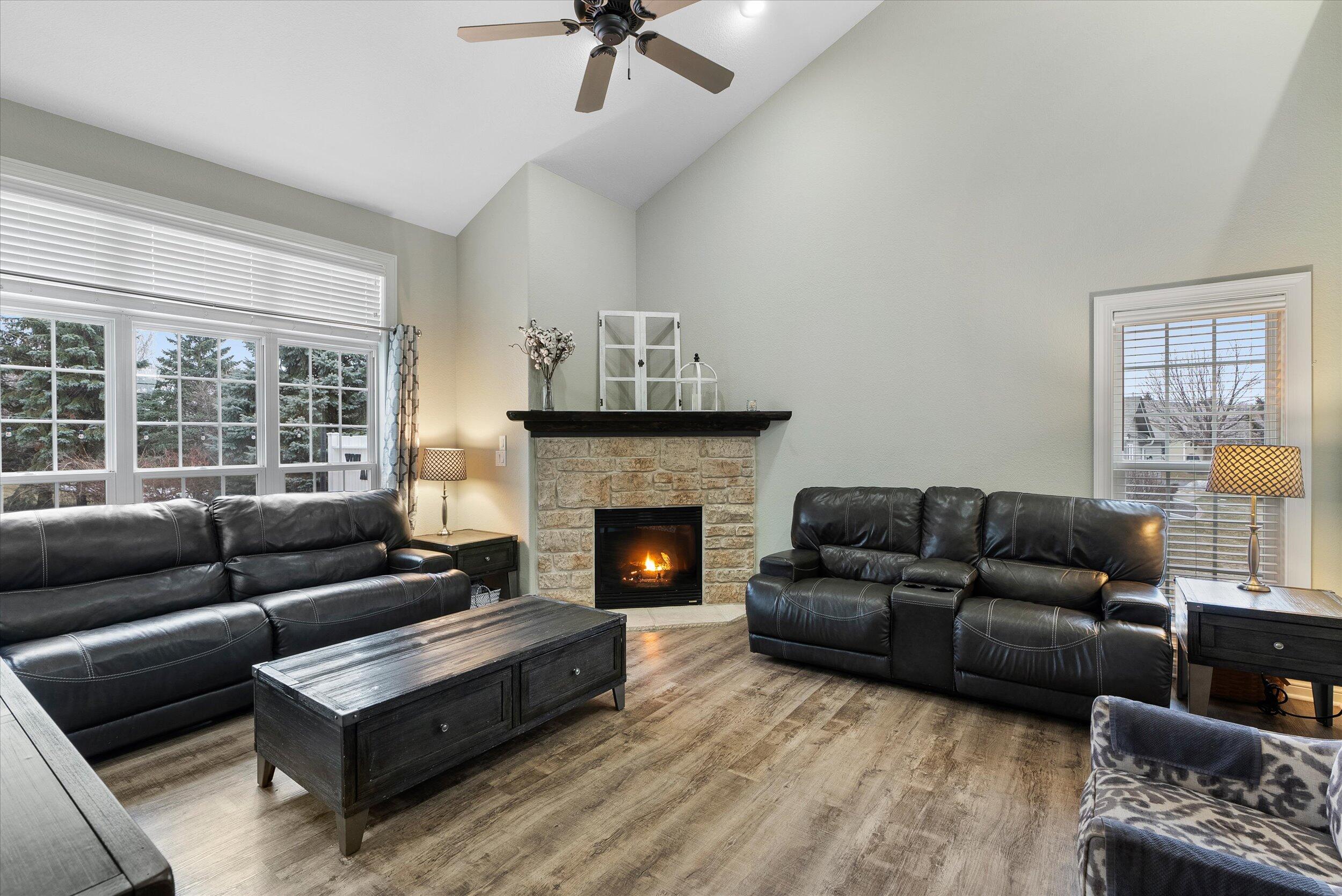 1404 S Silverbrook Dr