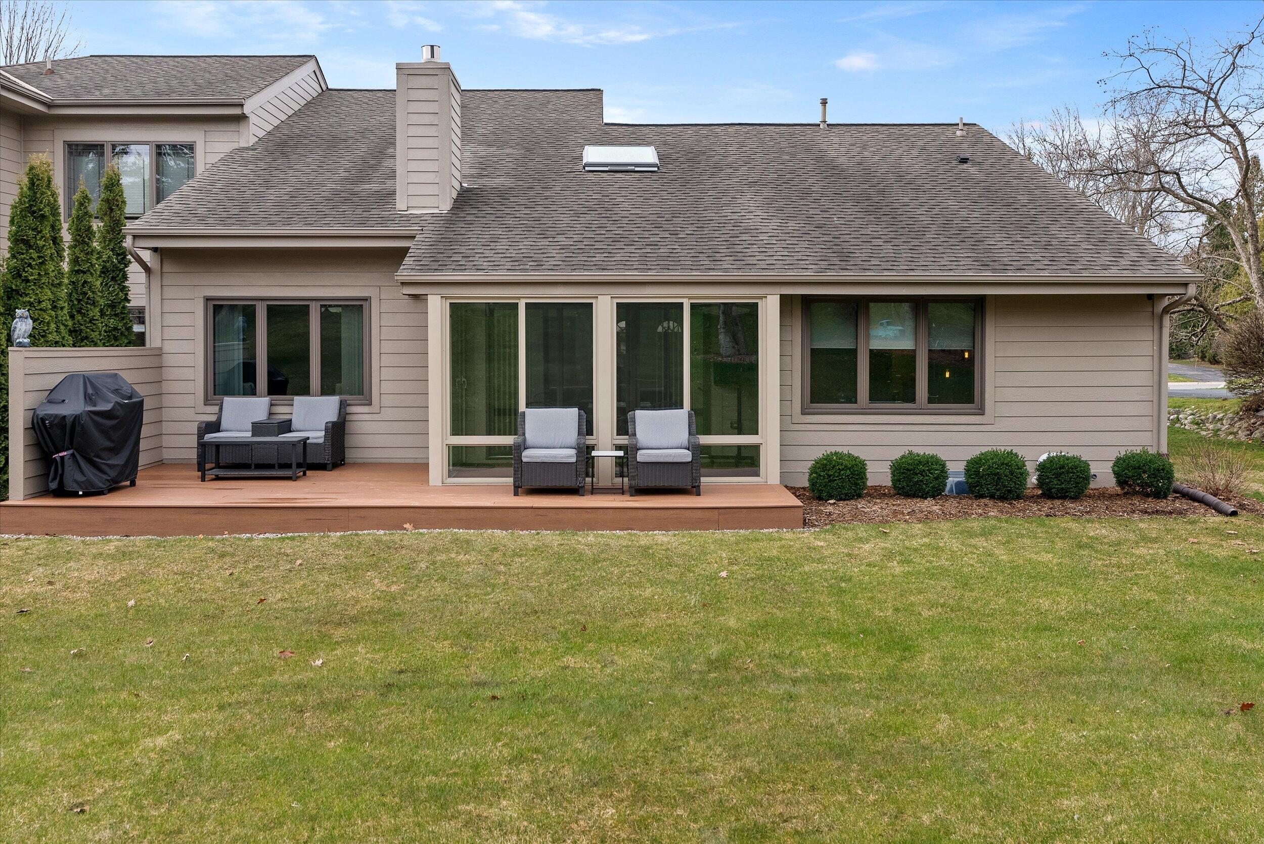 N80W13496 River Park Dr Unit: 30C