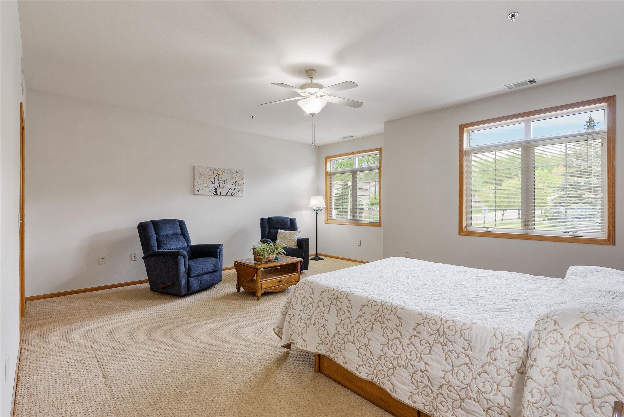1275 Shadowood Cir Unit: 101