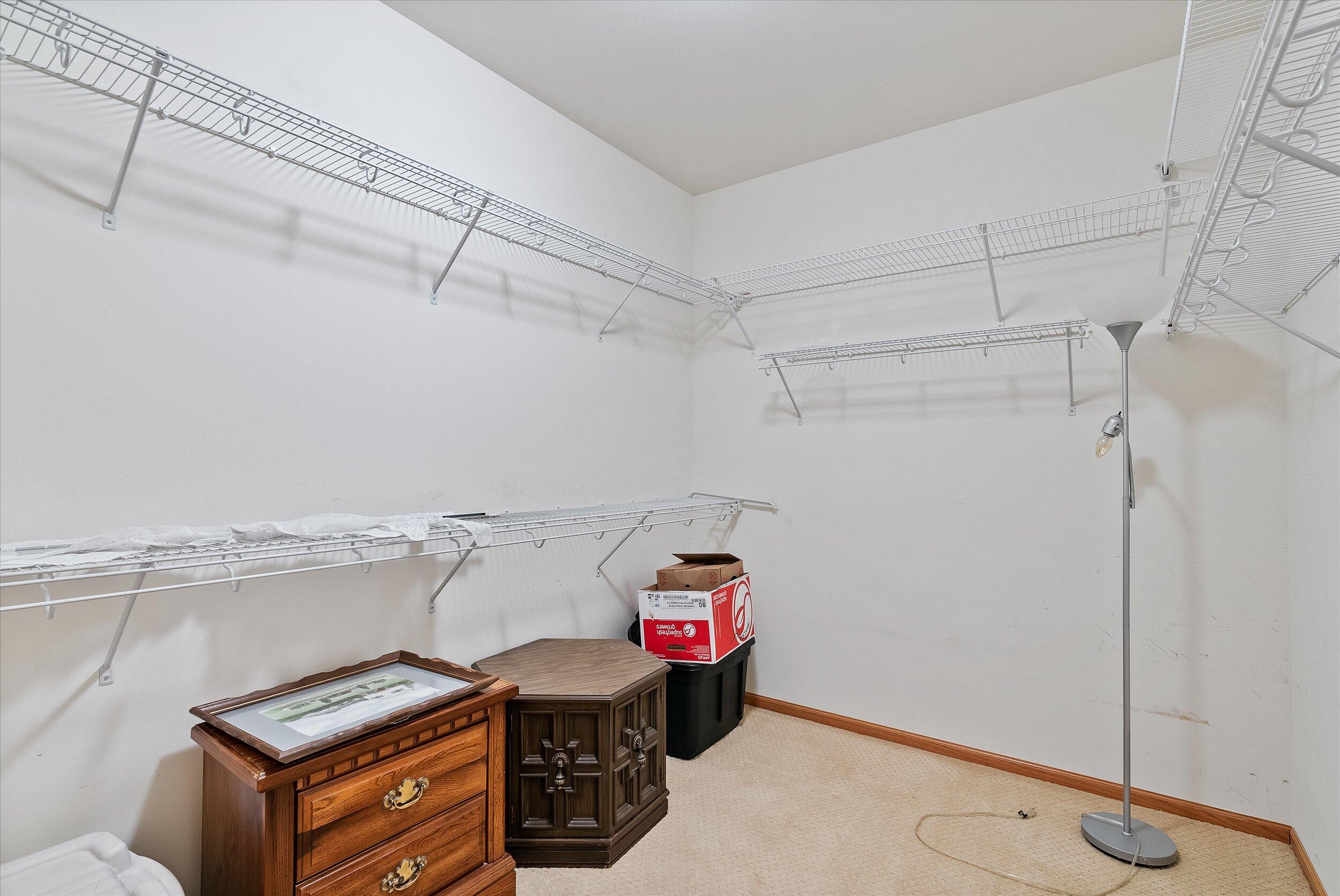 1275 Shadowood Cir Unit: 101
