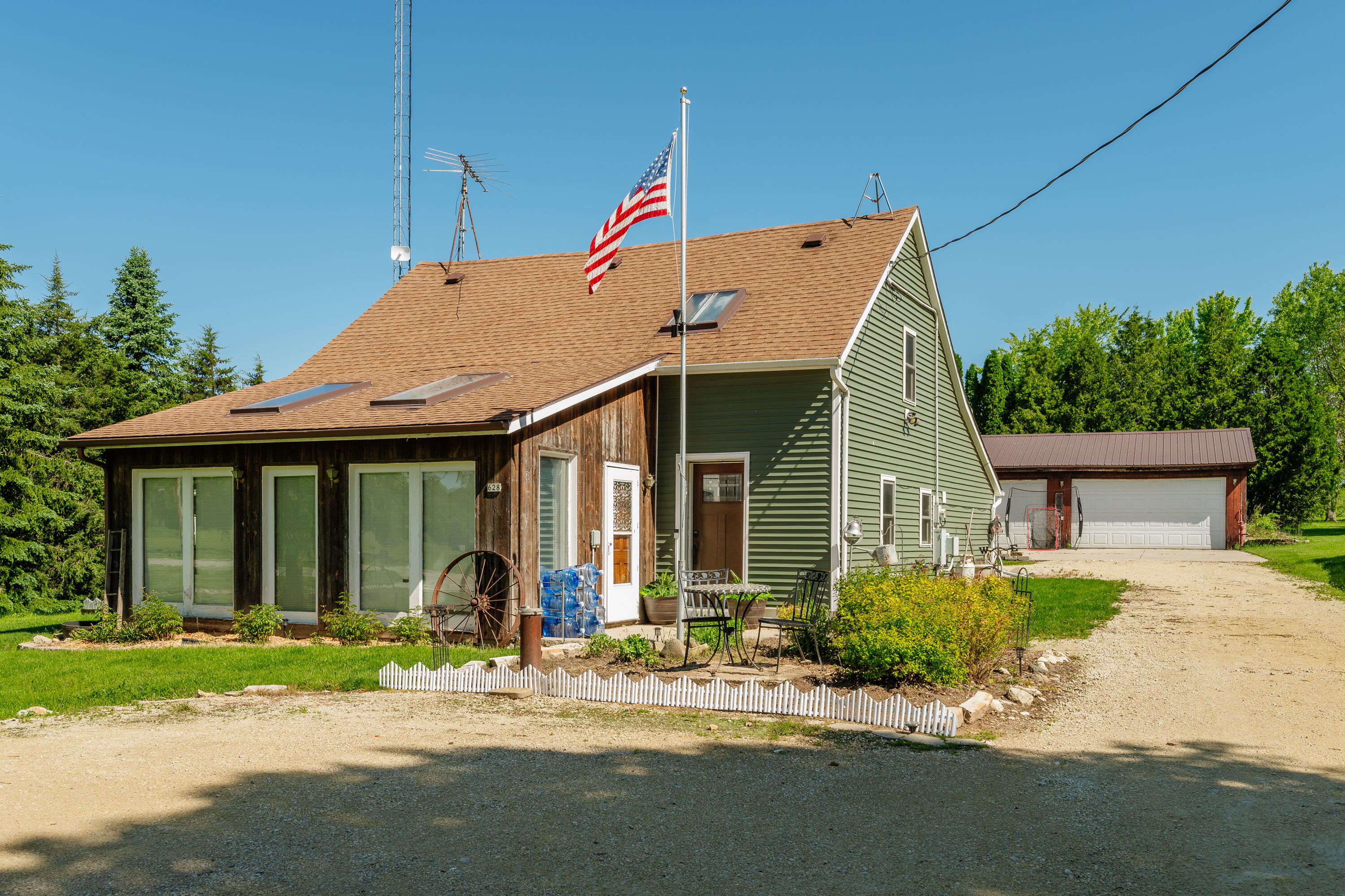 628 County Highway H -