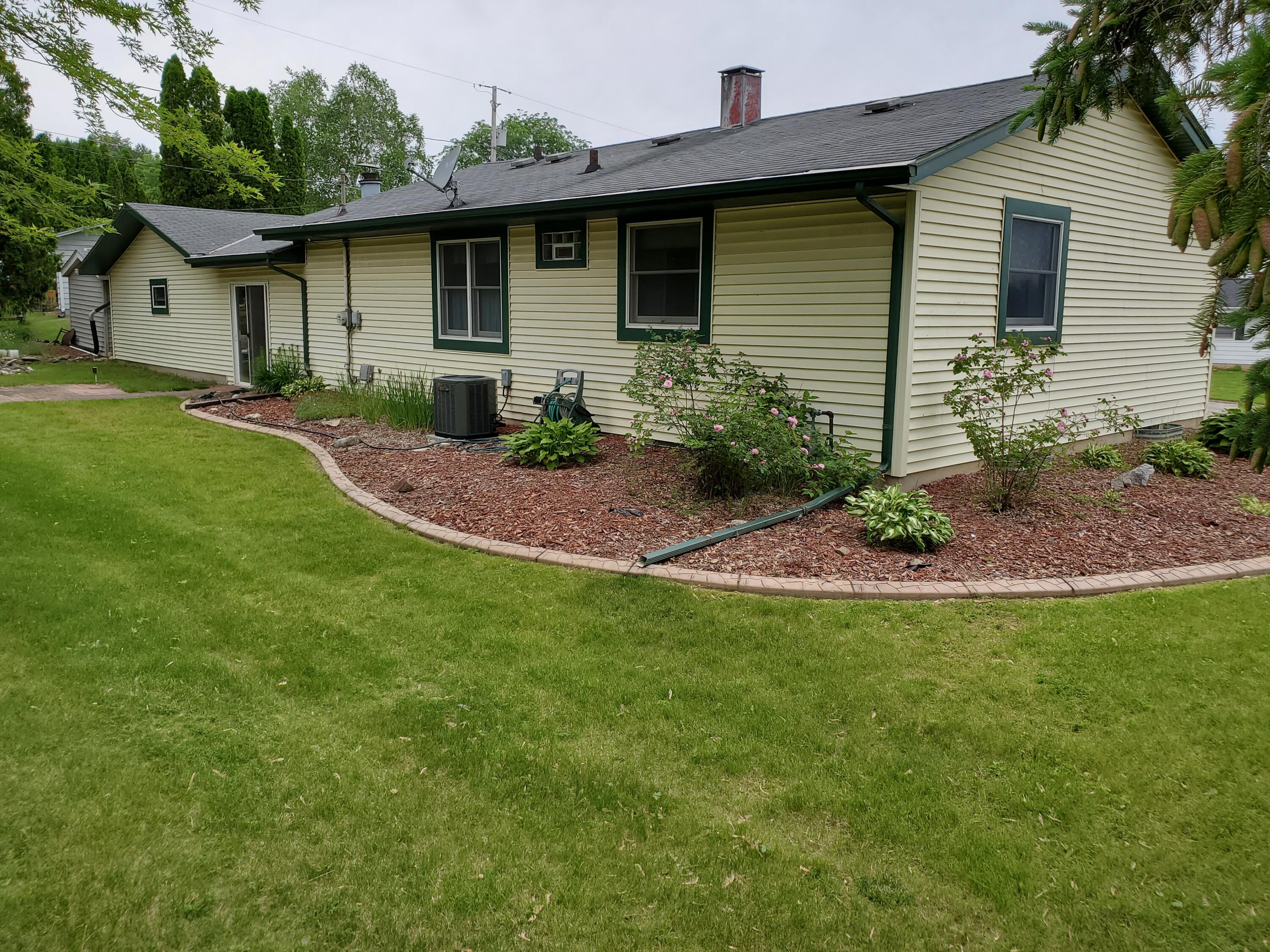 711 Jean Ct