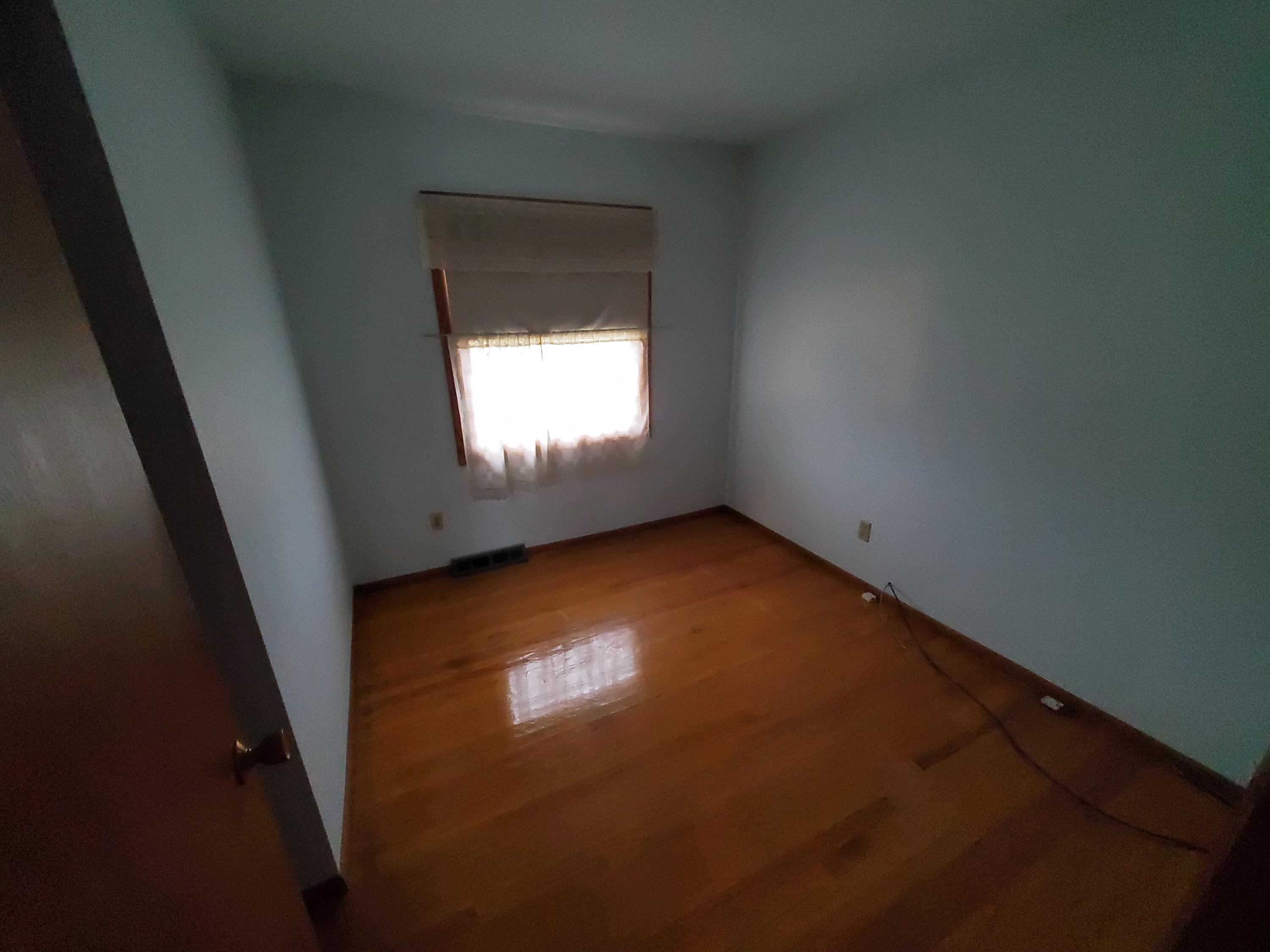 711 Jean Ct