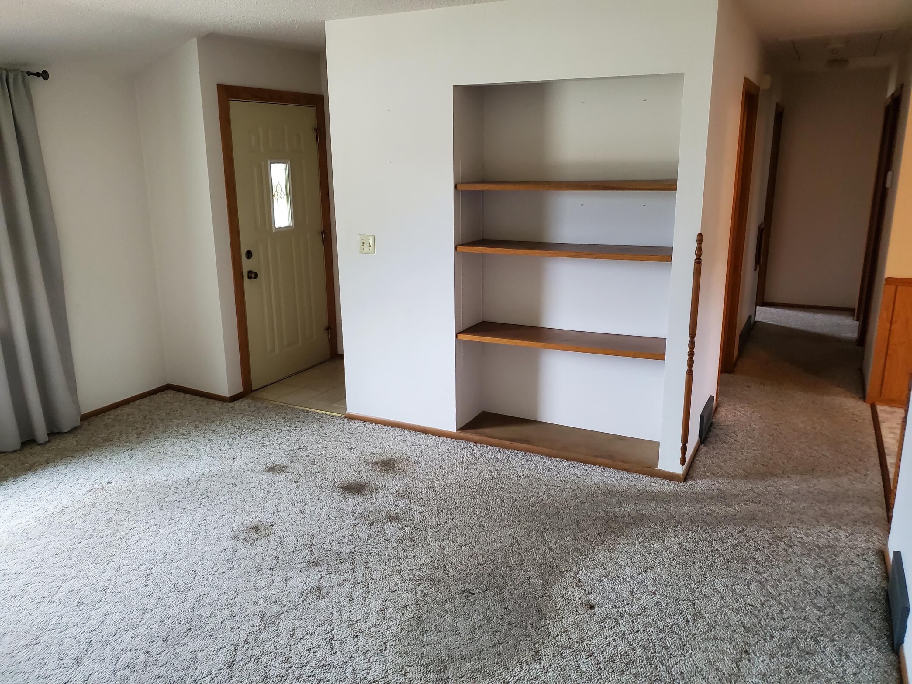 711 Jean Ct