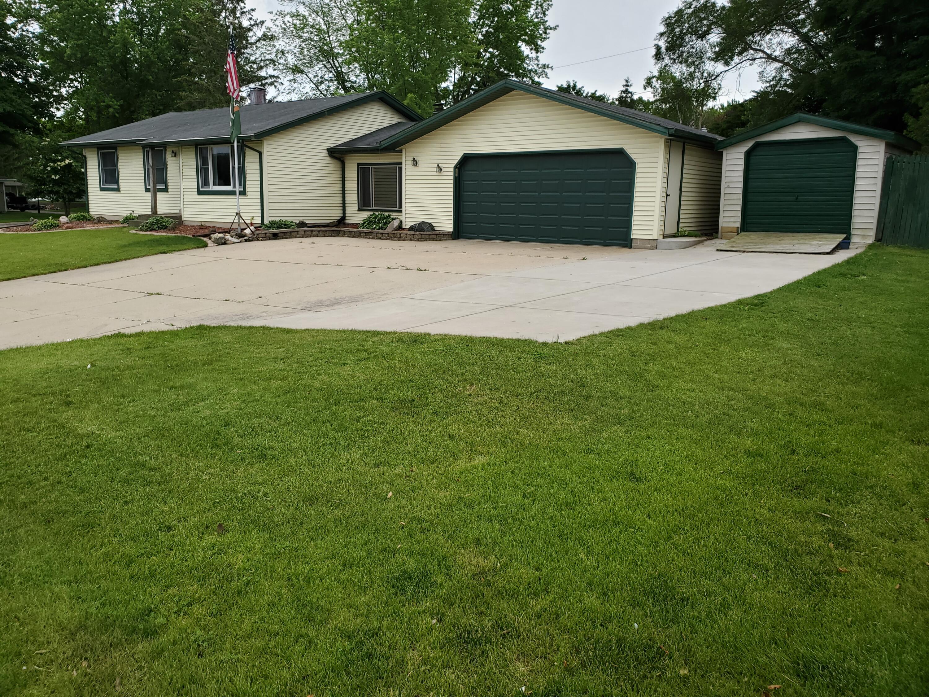 711 Jean Ct