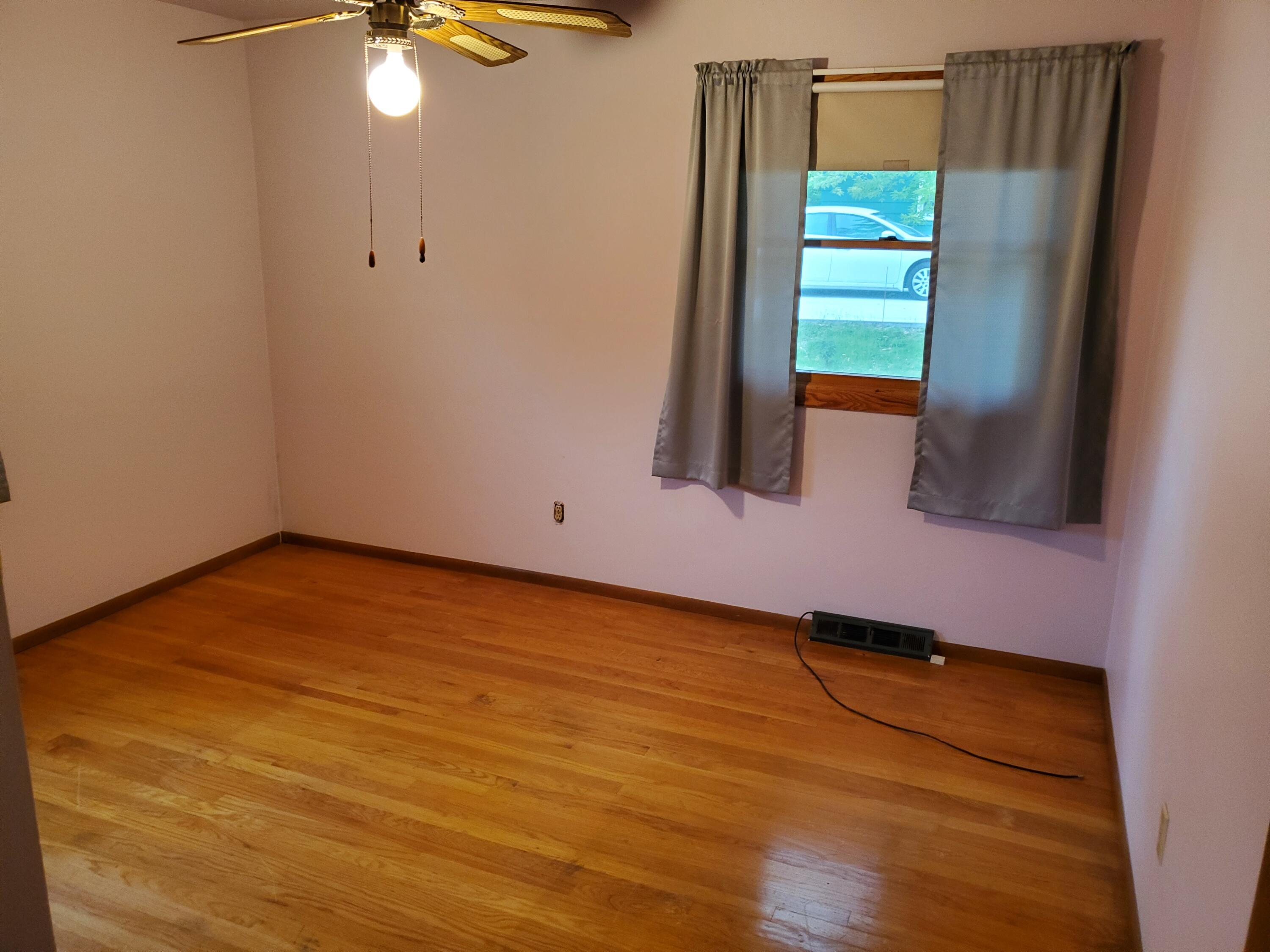 711 Jean Ct