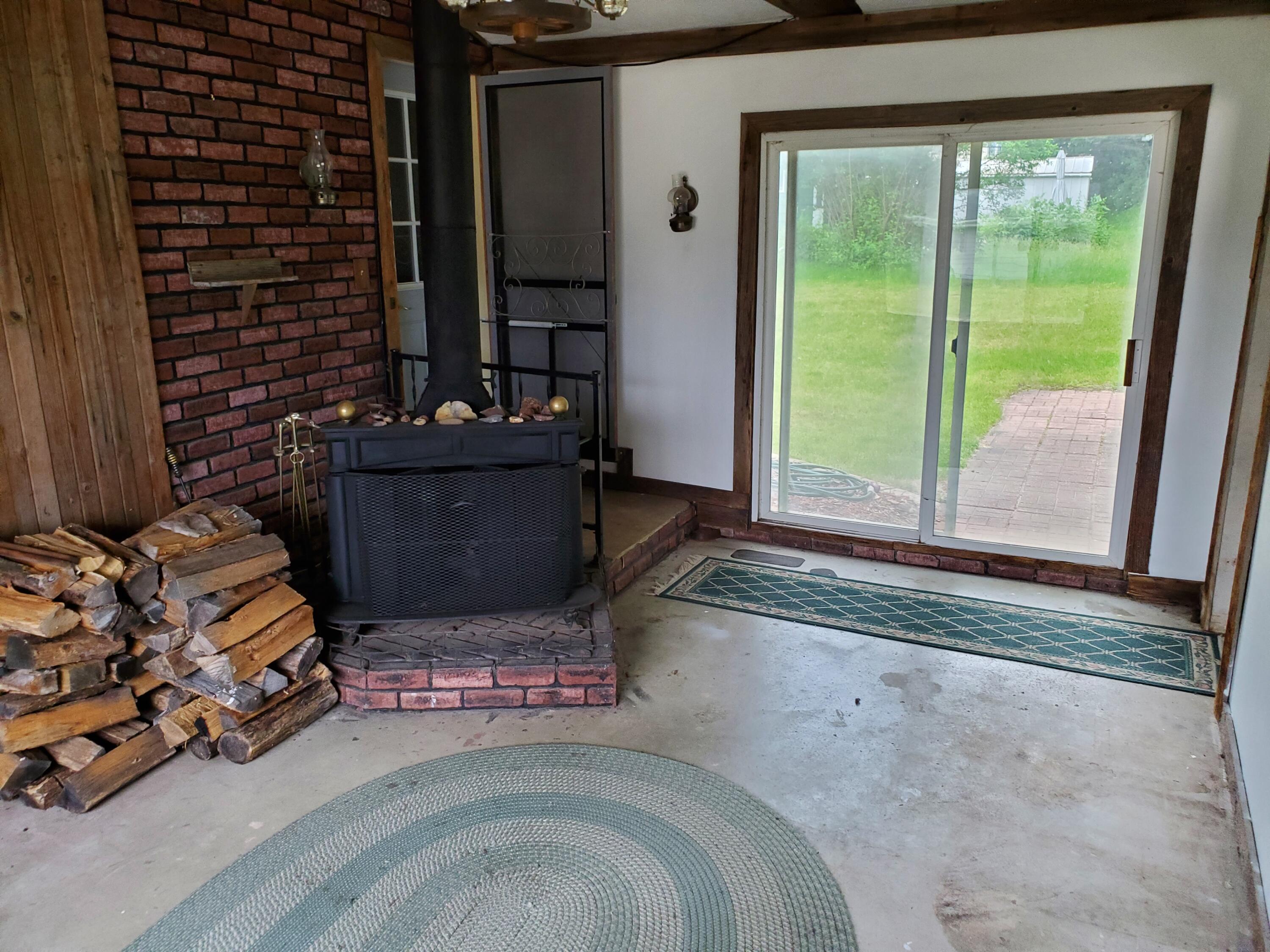 711 Jean Ct