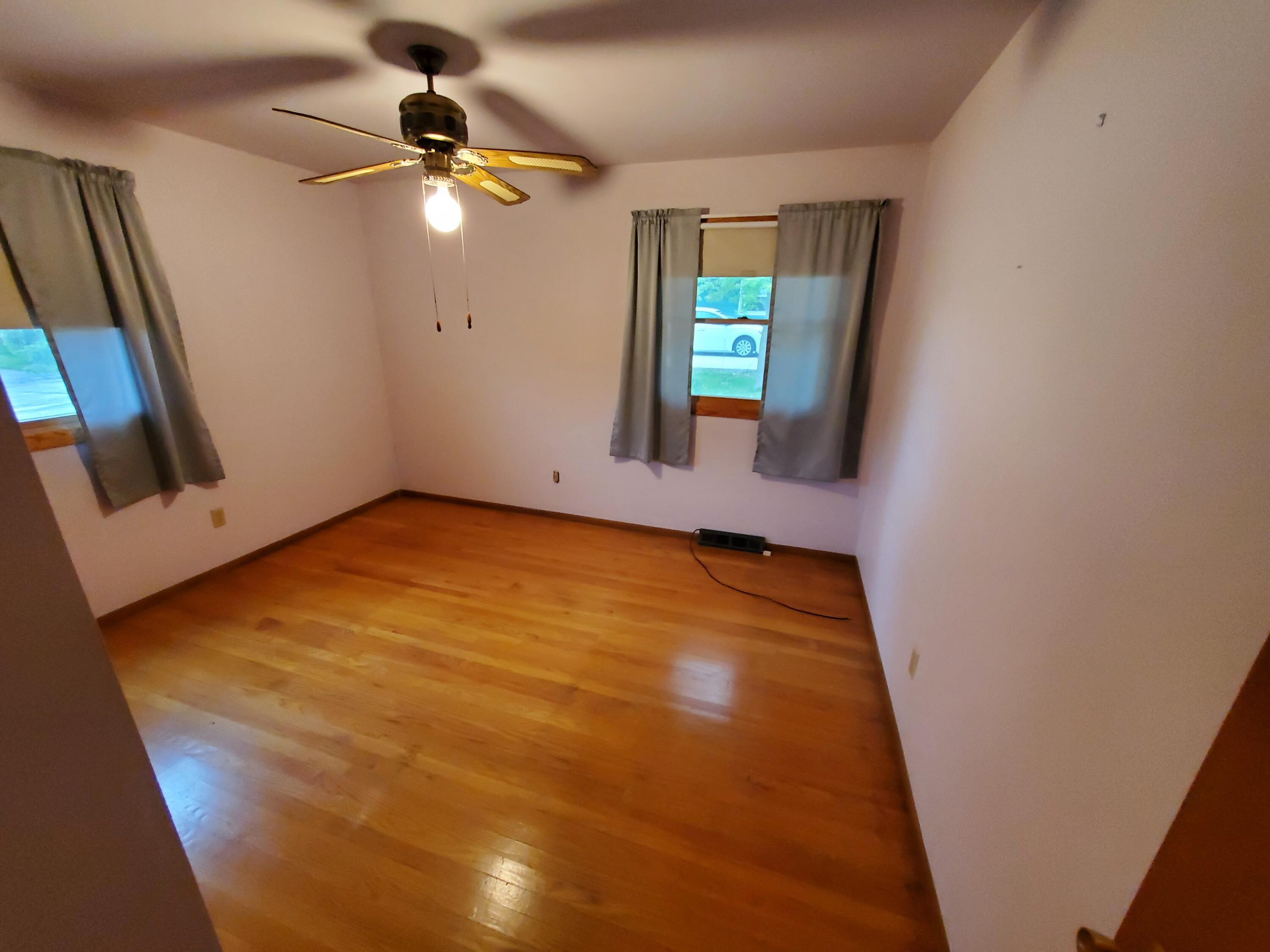 711 Jean Ct