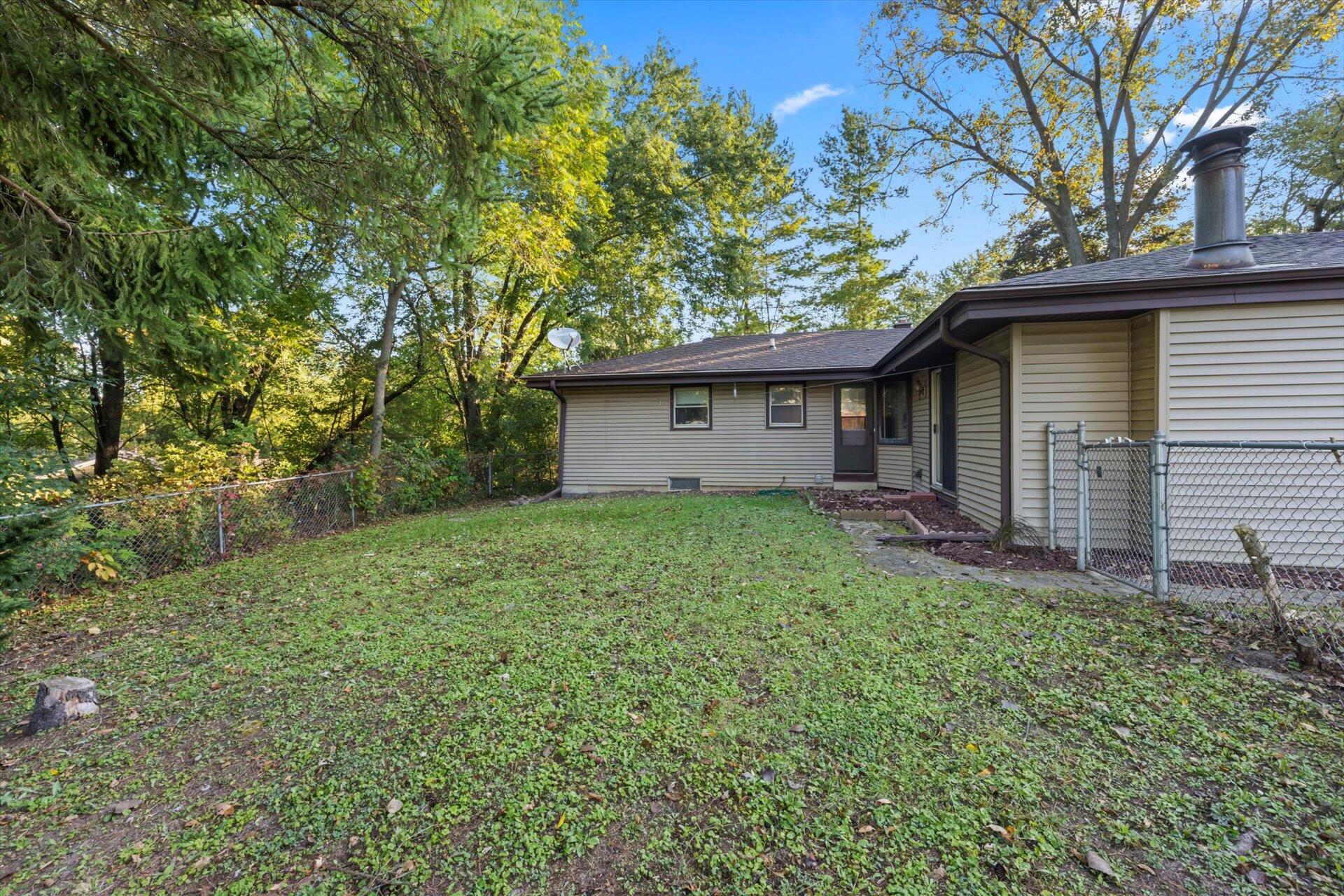 3444 Mount Ln