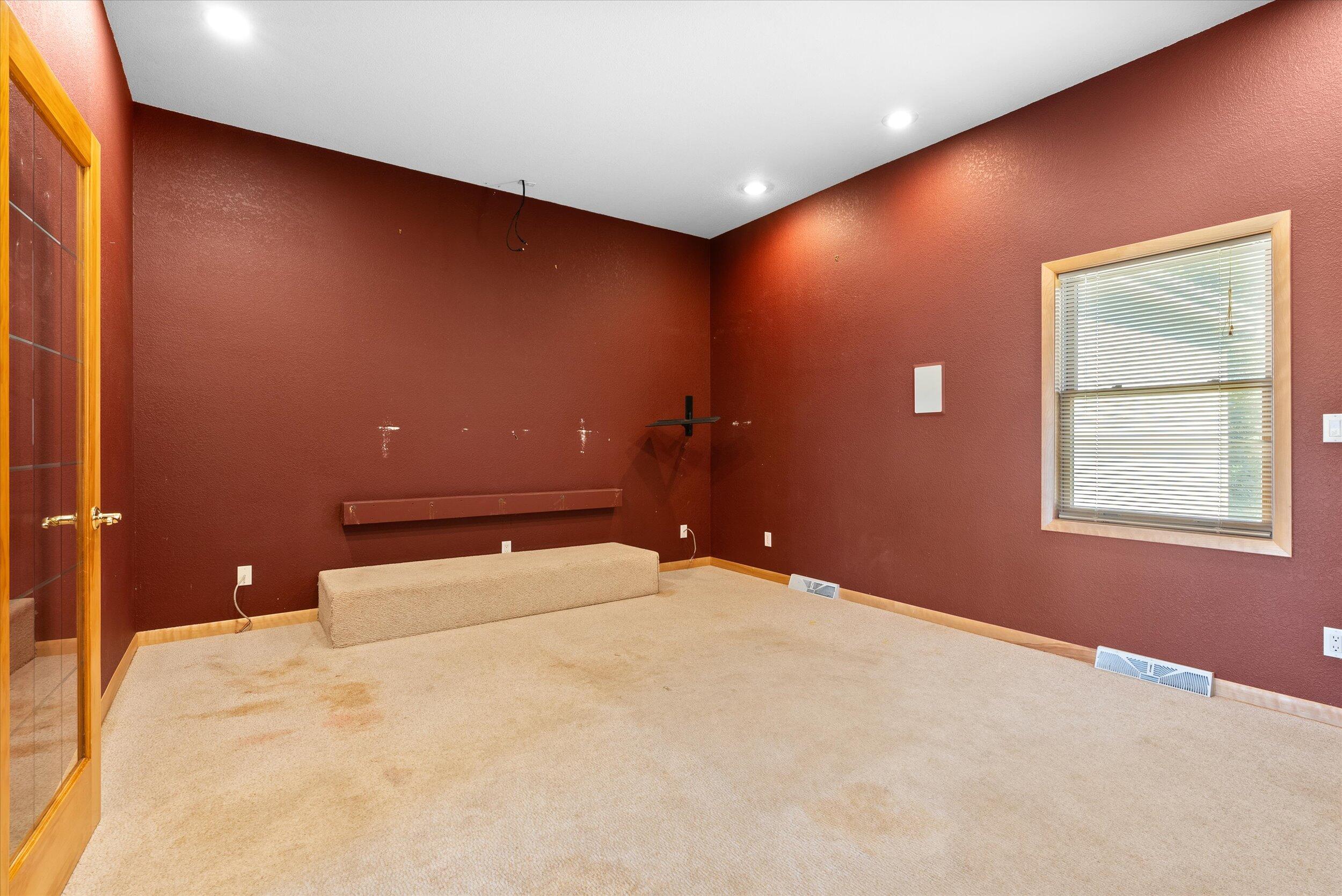 3826 Pleasant Valley Rd