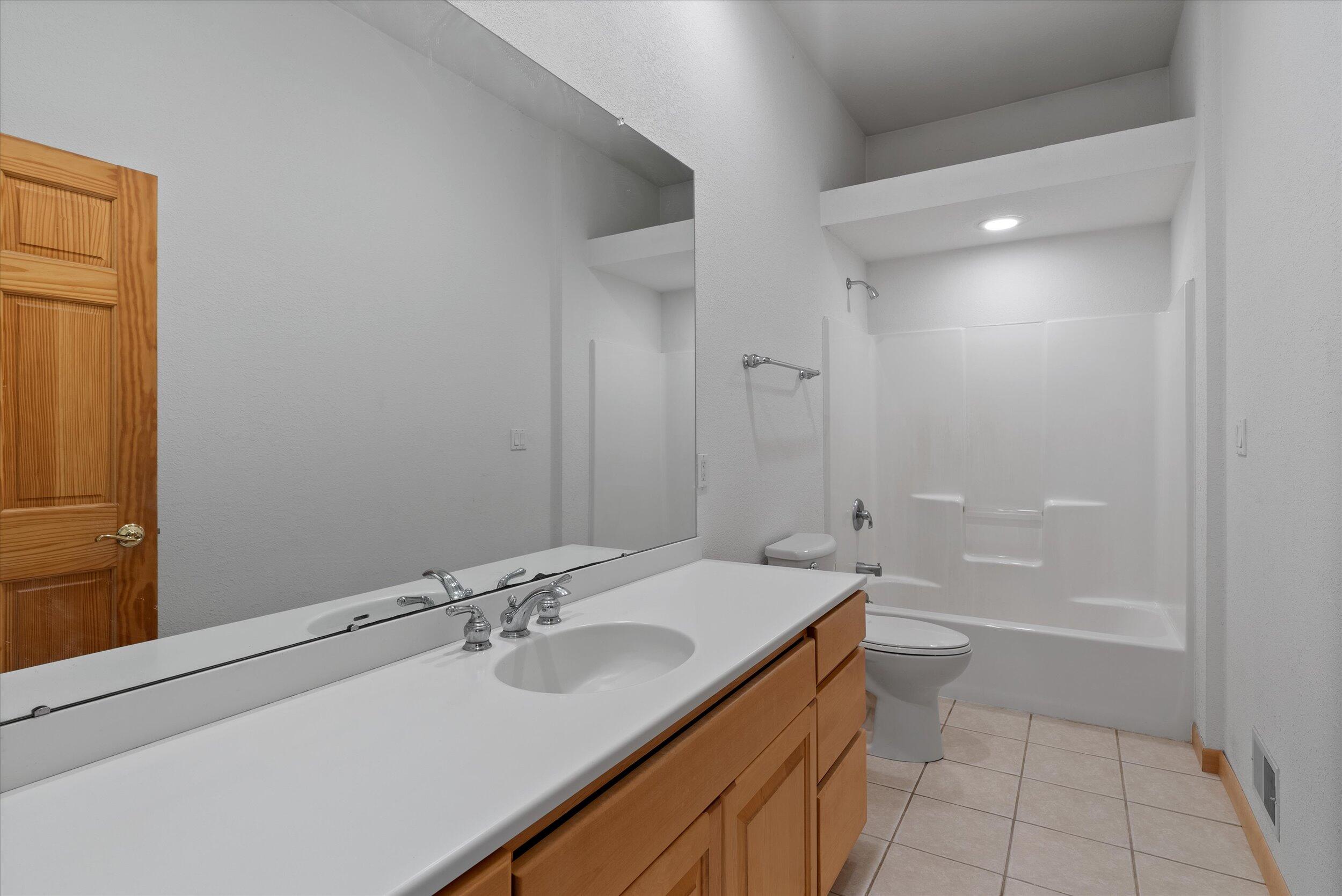 3826 Pleasant Valley Rd