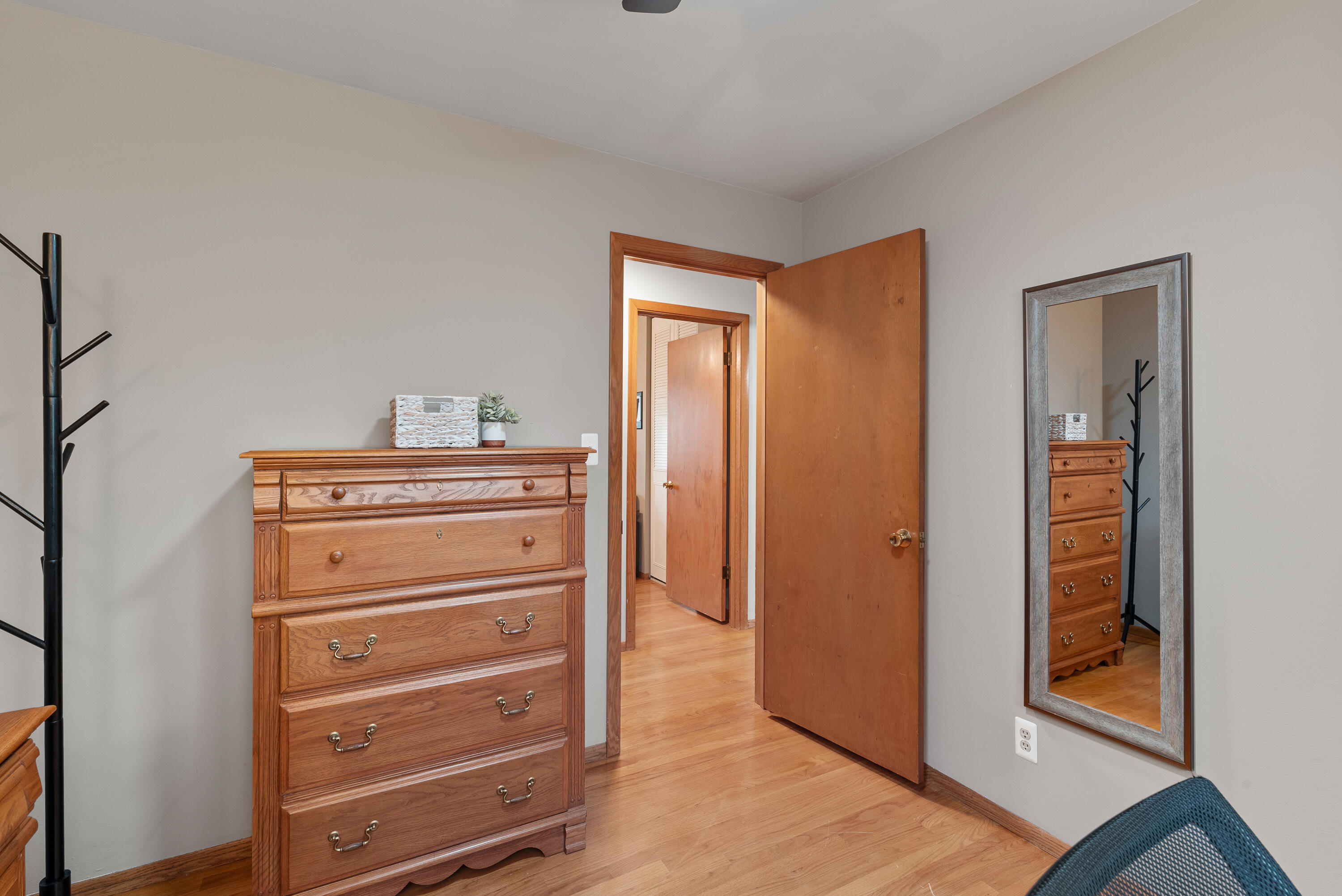 241 Manor Dr