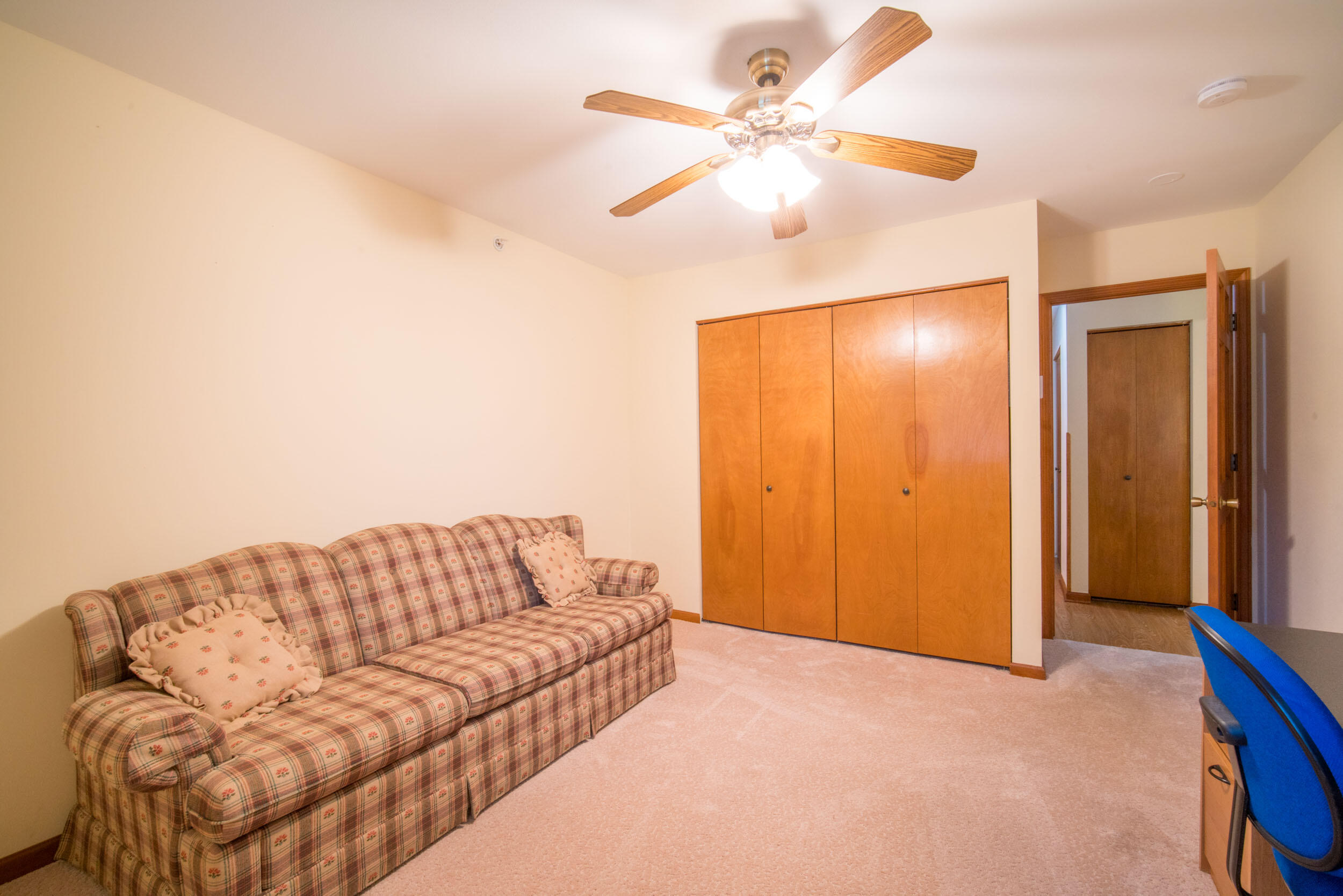 530 N Silverbrook Dr Unit: 128