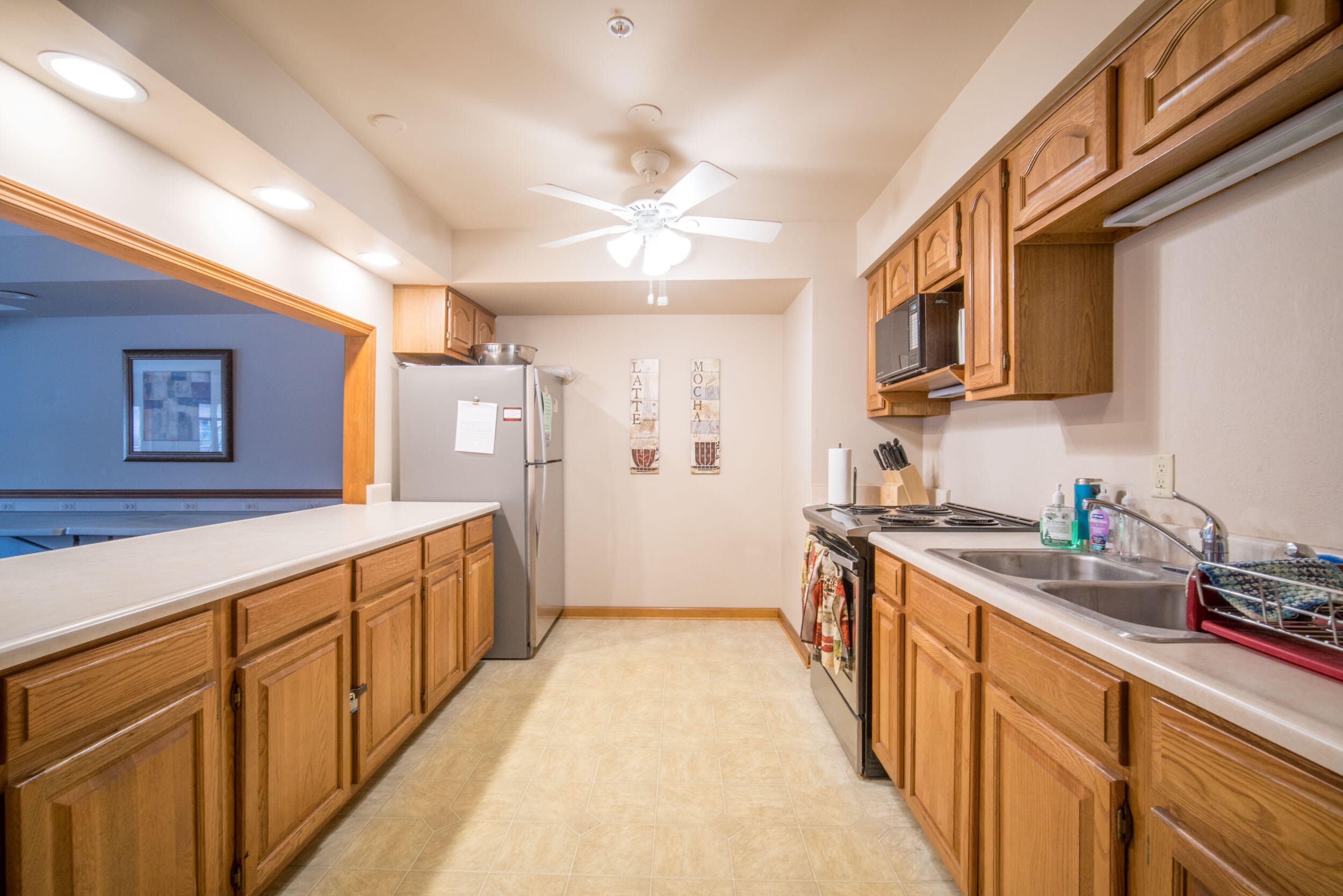 530 N Silverbrook Dr Unit: 128