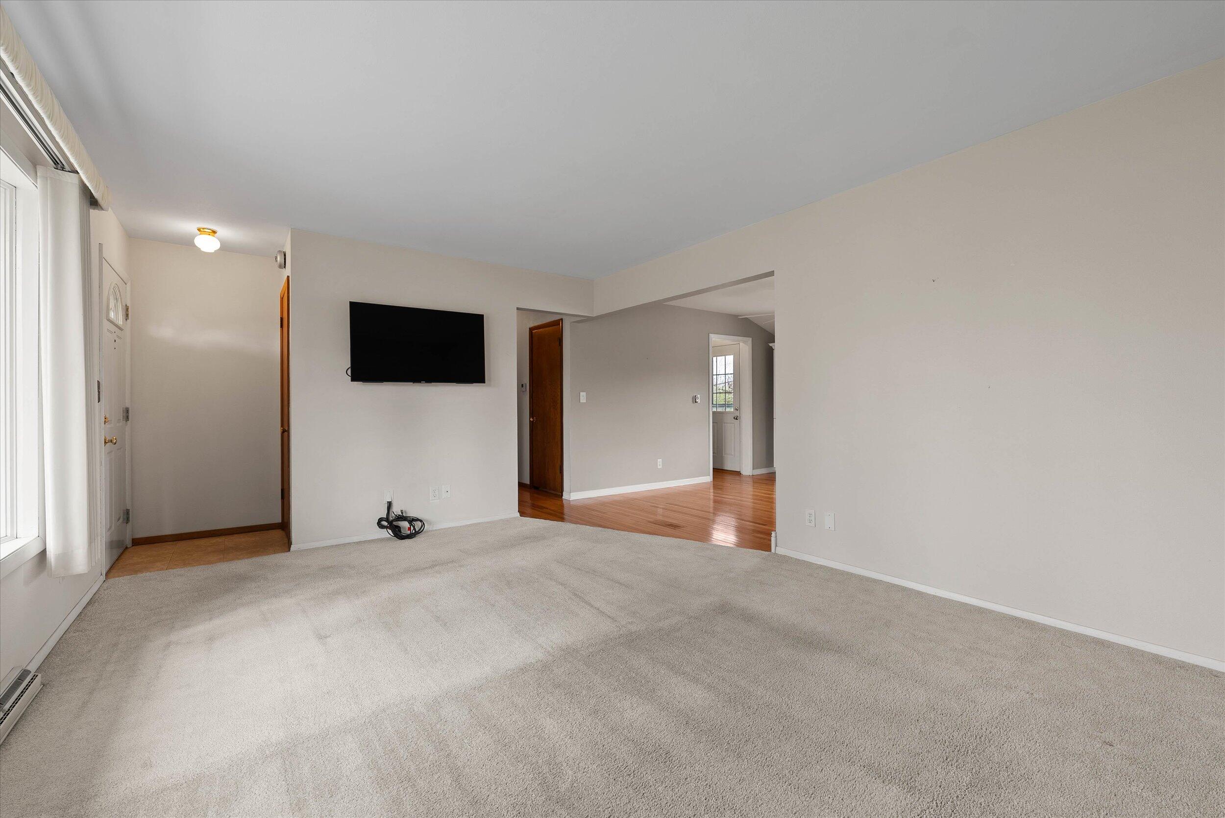 N85W14617 Manchester Dr