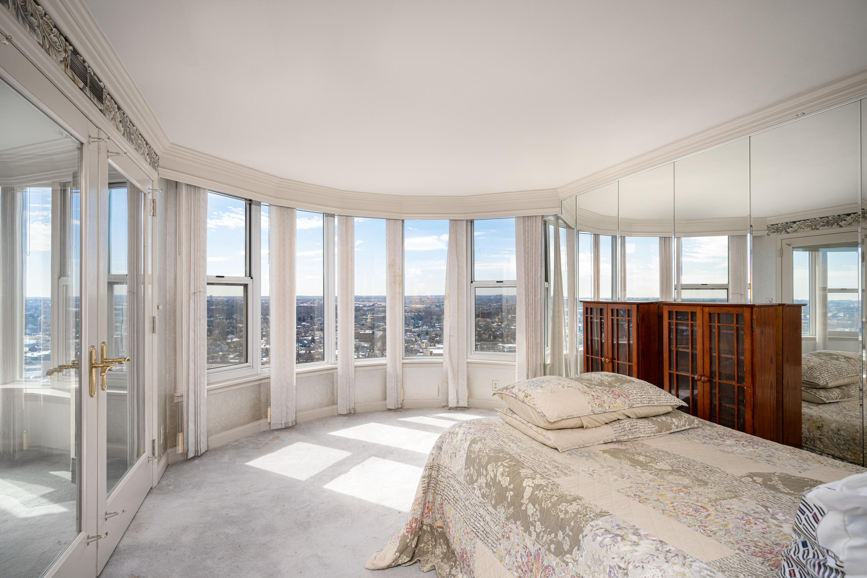 2525 S Shore Dr Unit: 25C