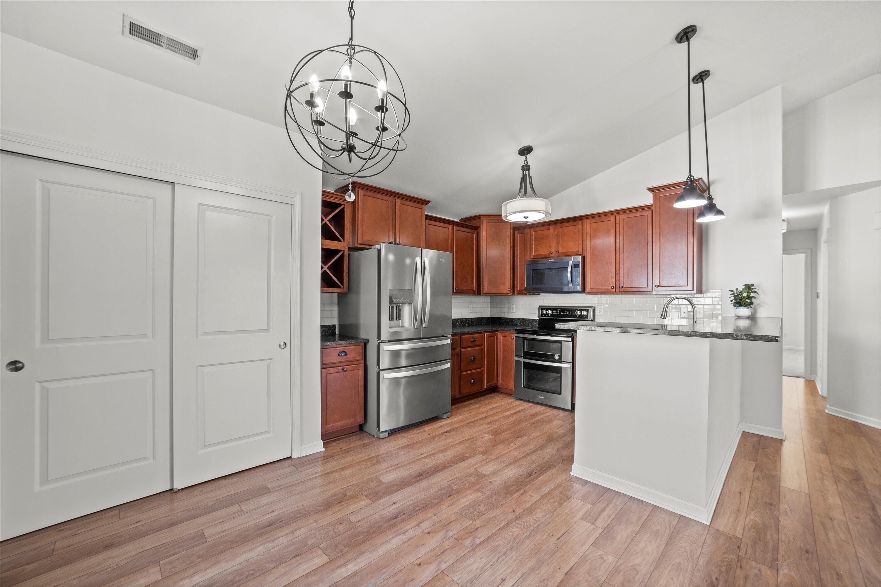W197N17022 Stonewall Dr
