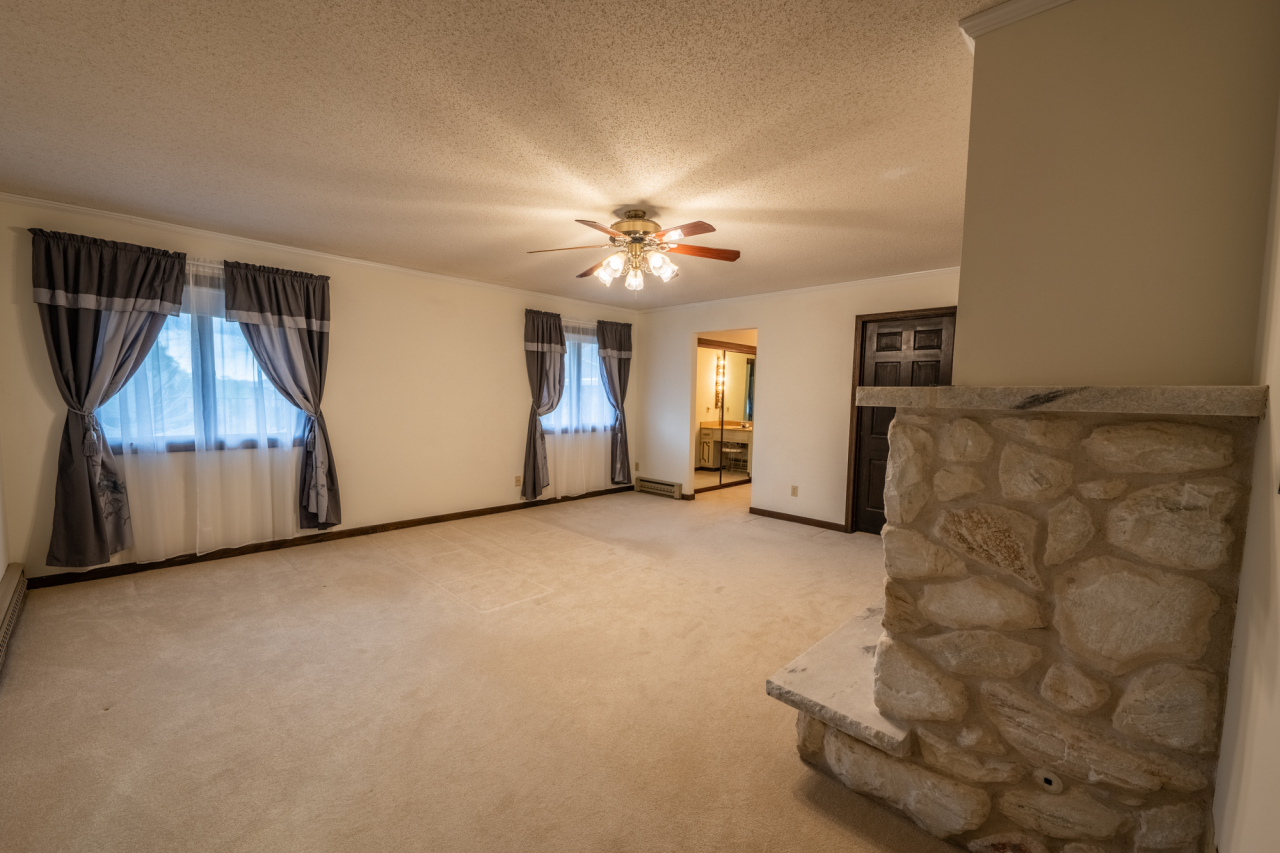 N84W16033 Menomonee Ave Unit: 200