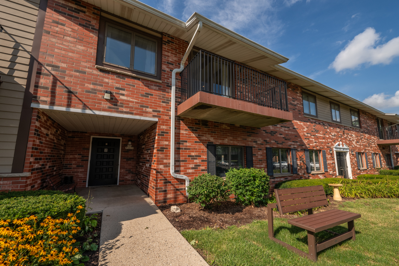 N84W16033 Menomonee Ave Unit: 200
