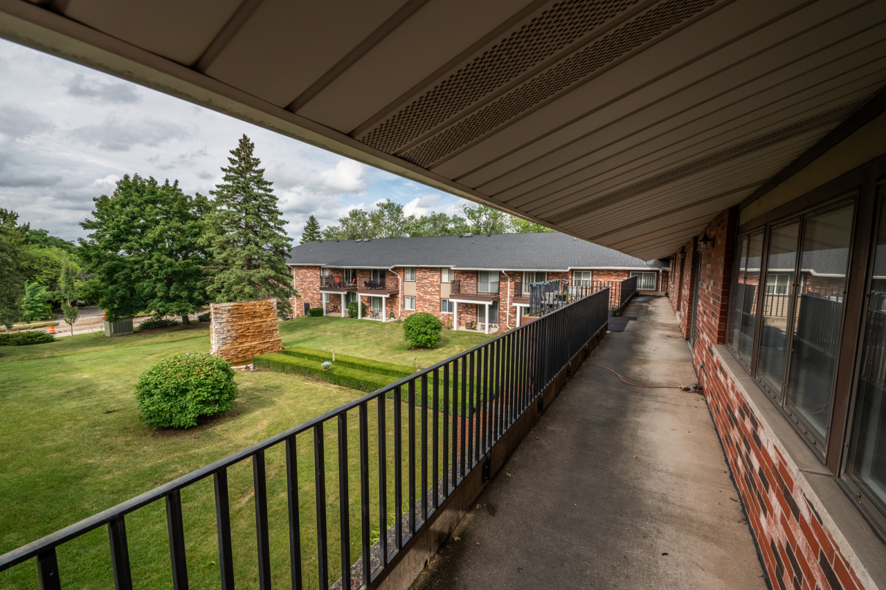 N84W16033 Menomonee Ave Unit: 200