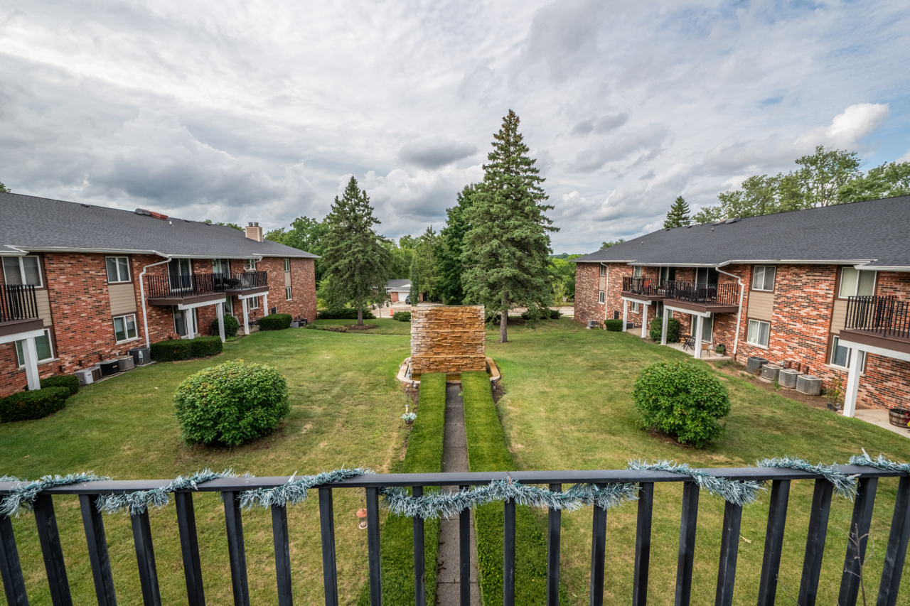 N84W16033 Menomonee Ave Unit: 200