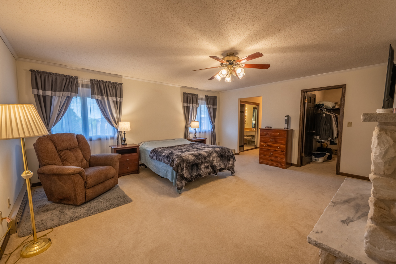 N84W16033 Menomonee Ave Unit: 200