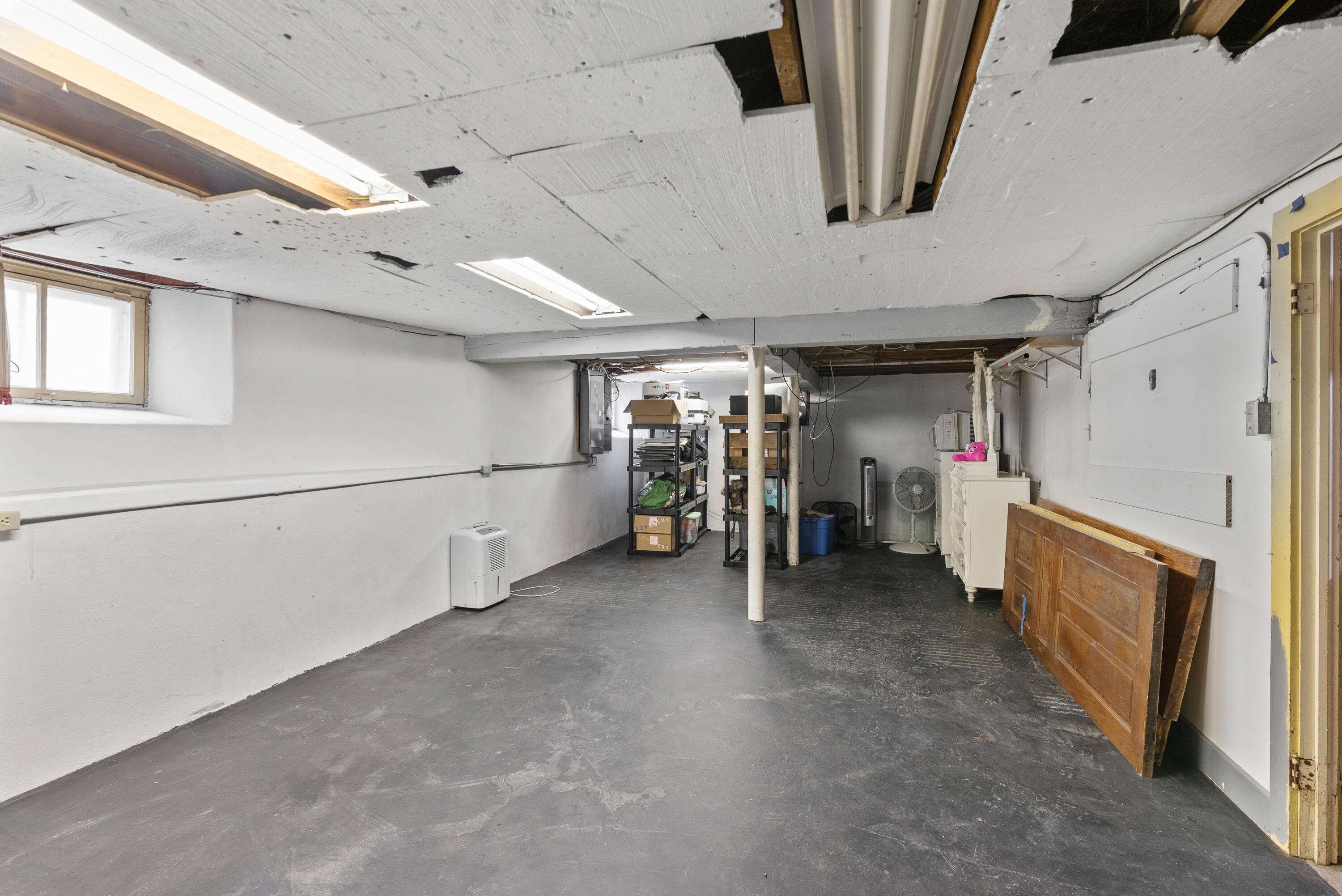 302 N Fond Du Lac Ave