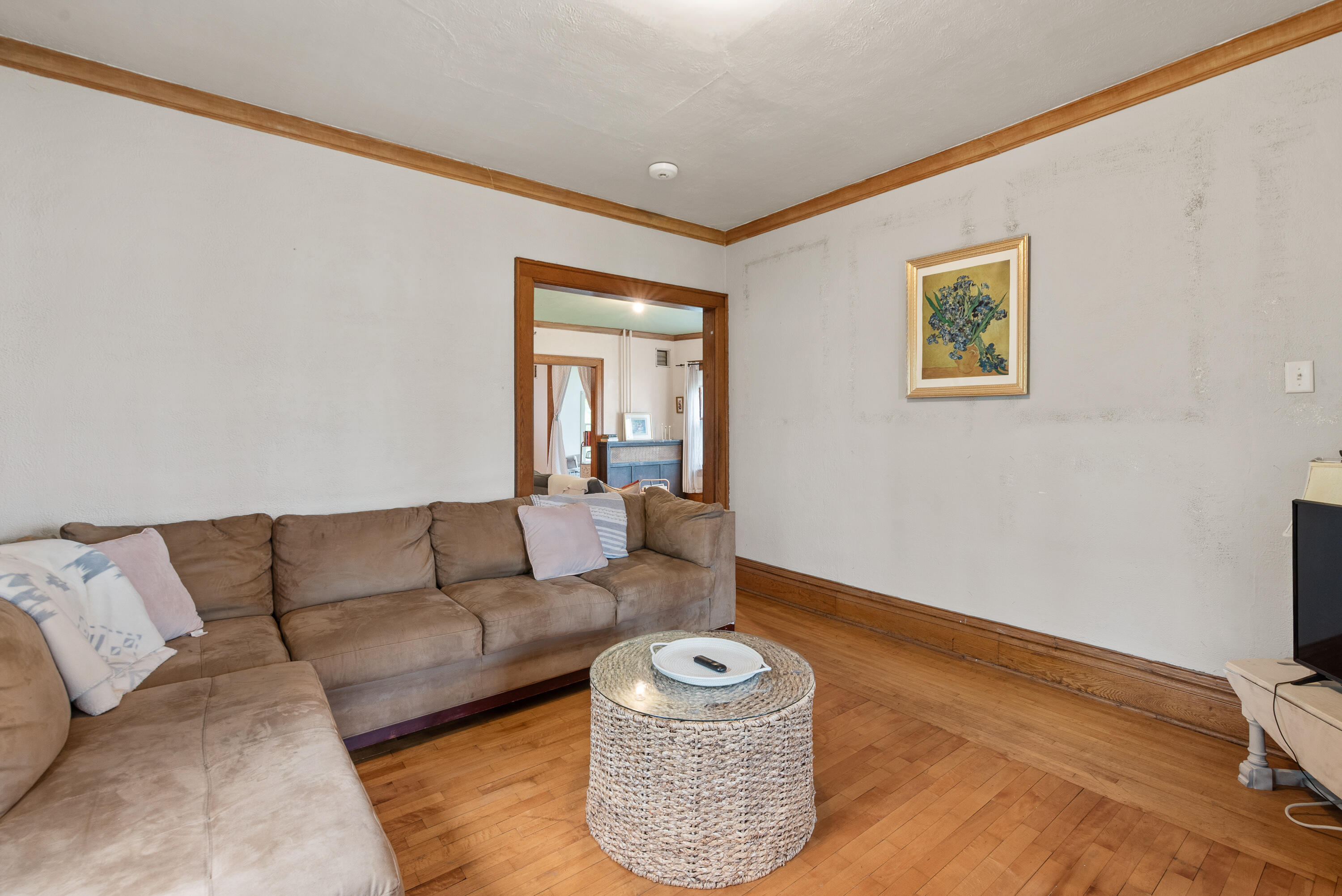302 N Fond Du Lac Ave