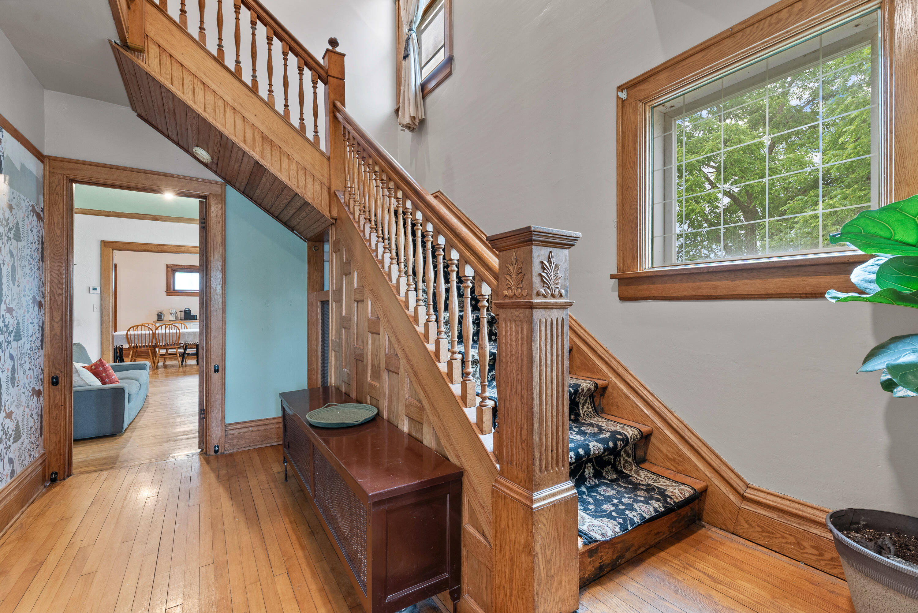 302 N Fond Du Lac Ave