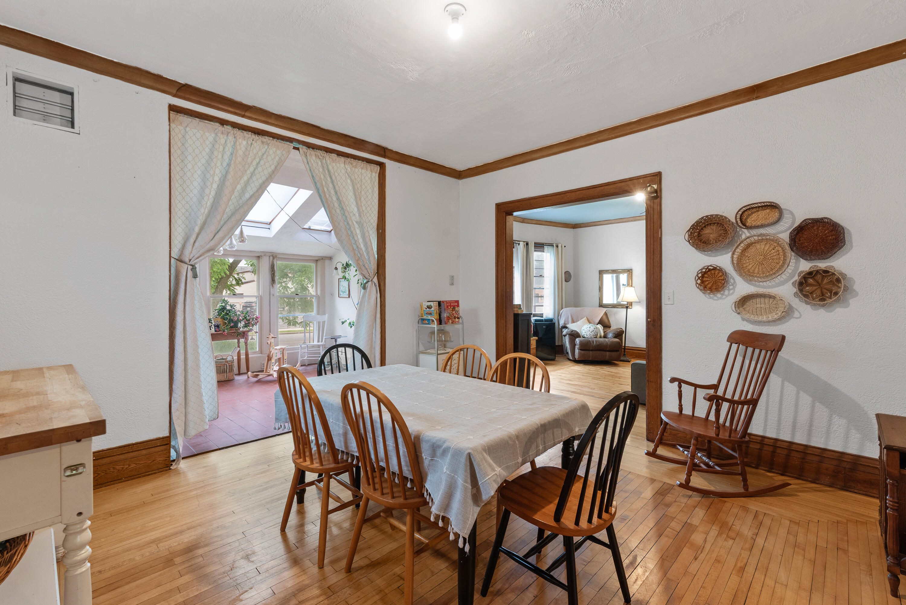 302 N Fond Du Lac Ave