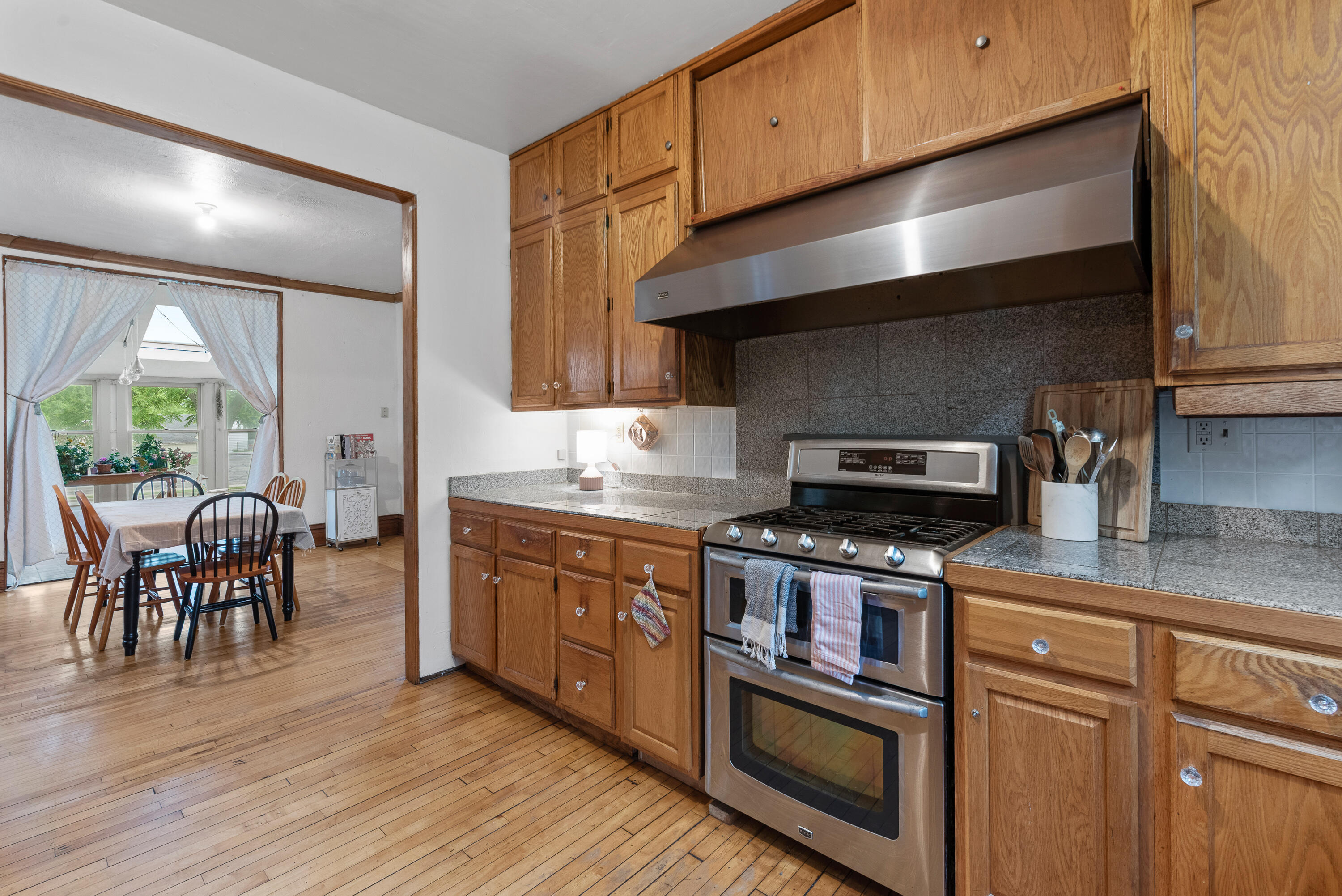 302 N Fond Du Lac Ave