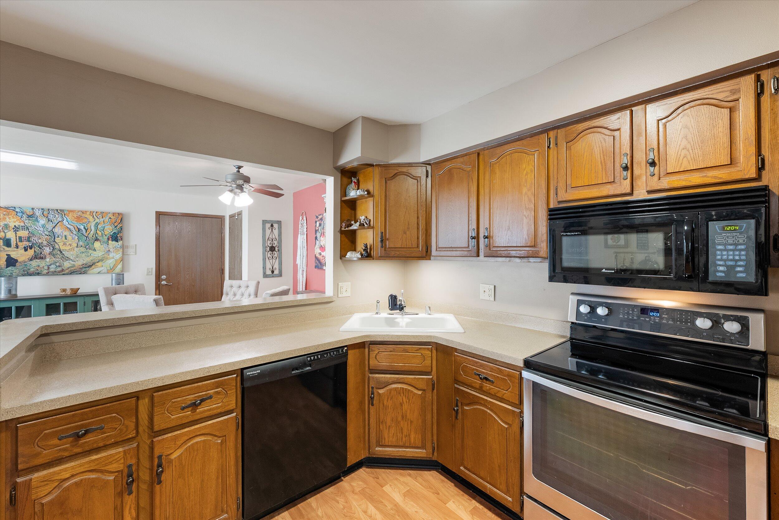 645 Westridge Dr Unit: 3