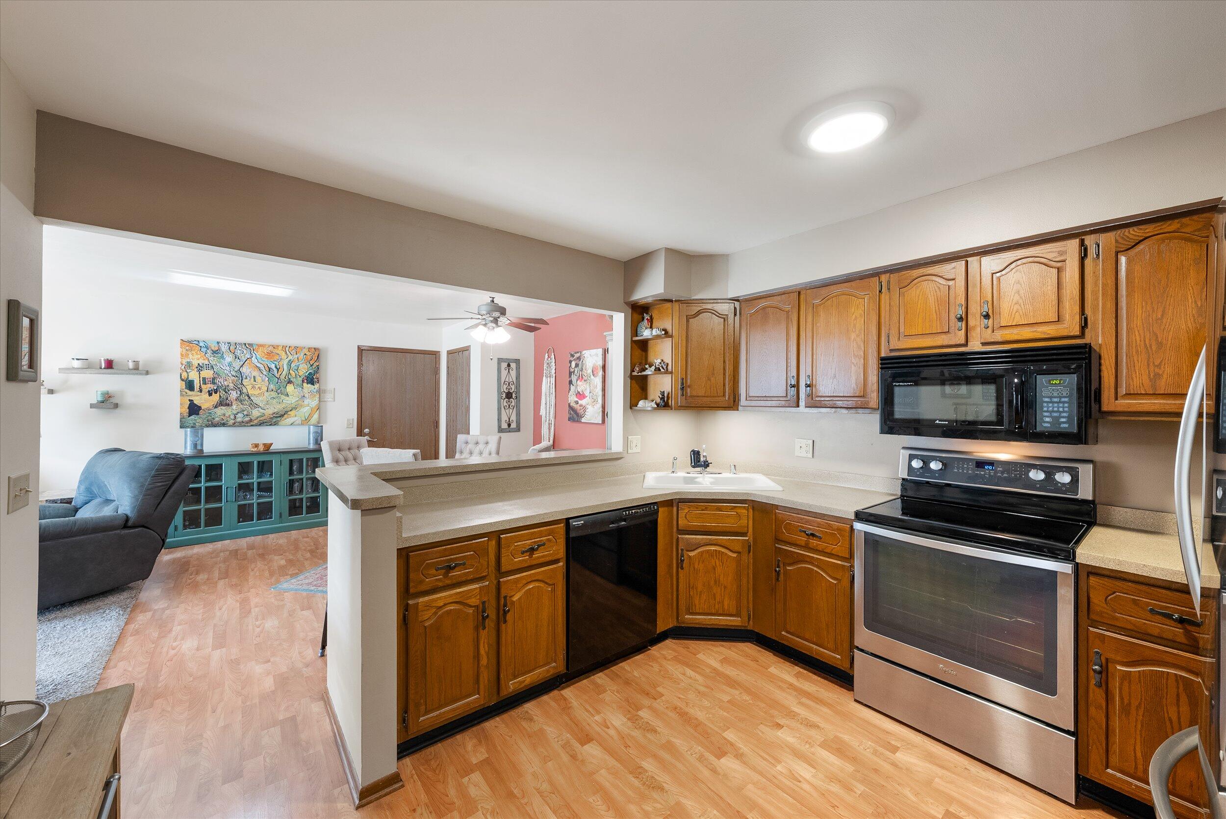 645 Westridge Dr Unit: 3