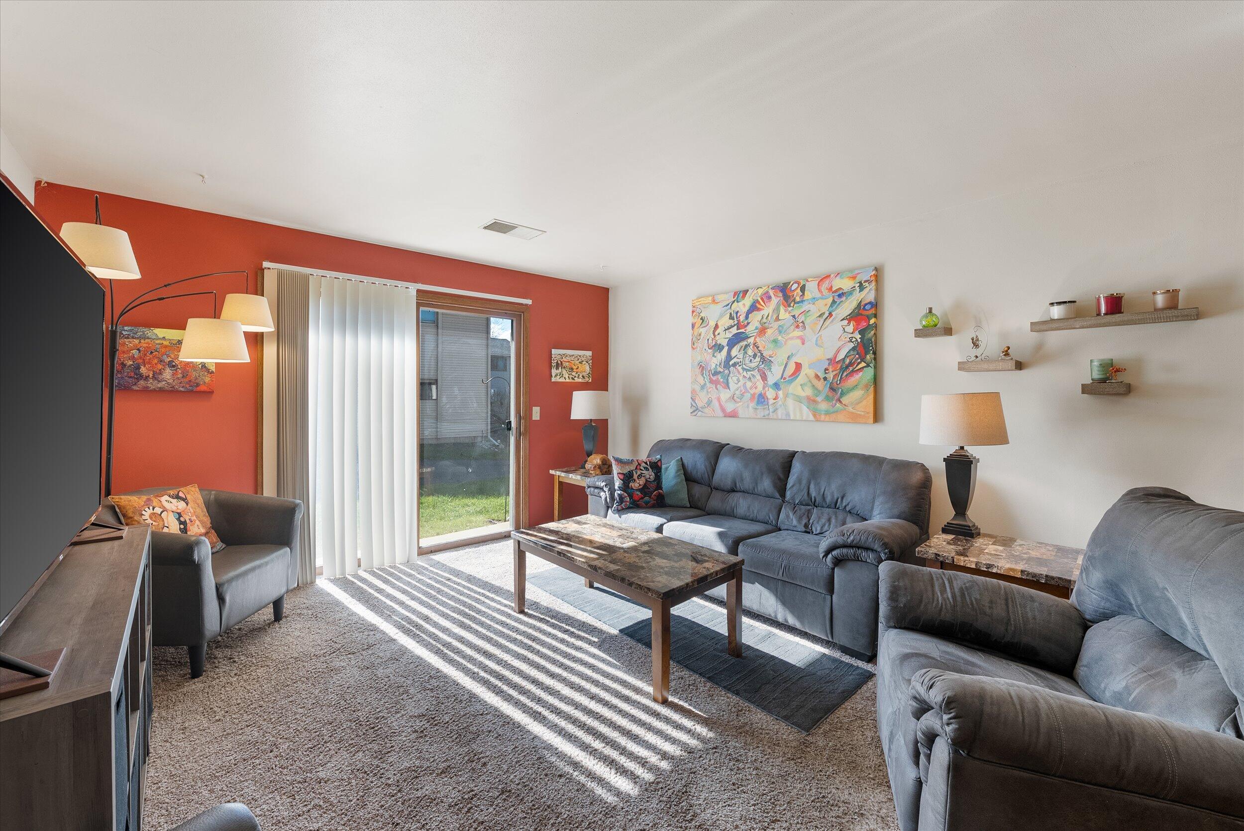 645 Westridge Dr Unit: 3