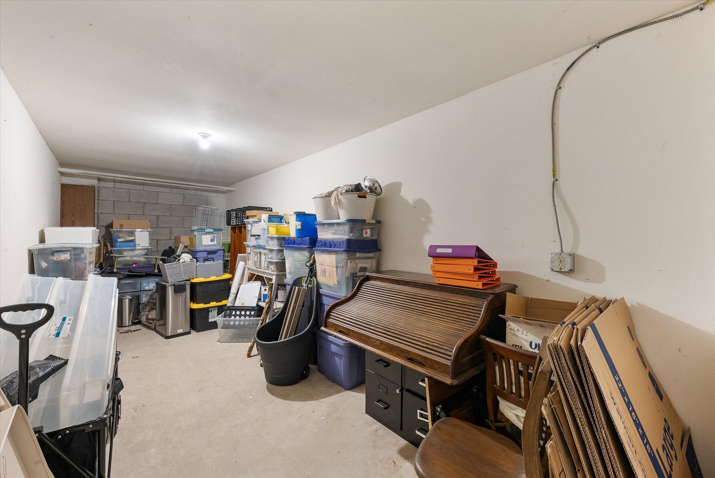 645 Westridge Dr Unit: 3