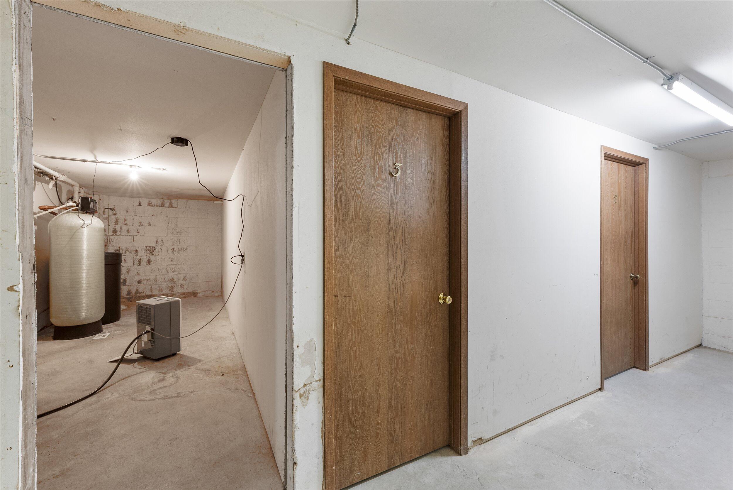 645 Westridge Dr Unit: 3