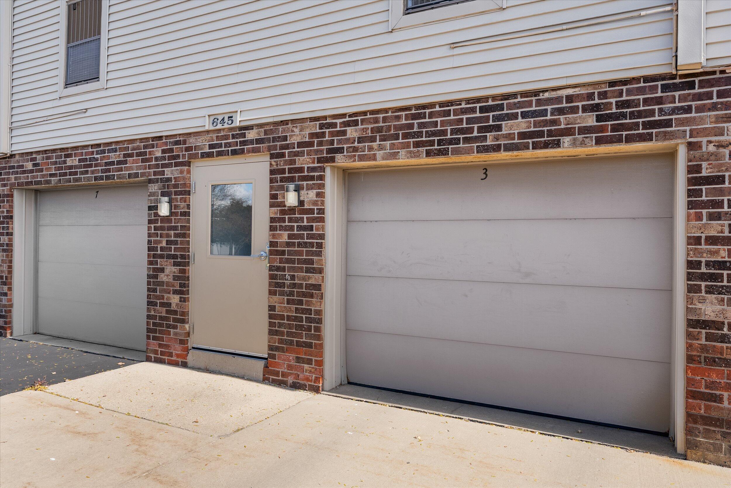645 Westridge Dr Unit: 3
