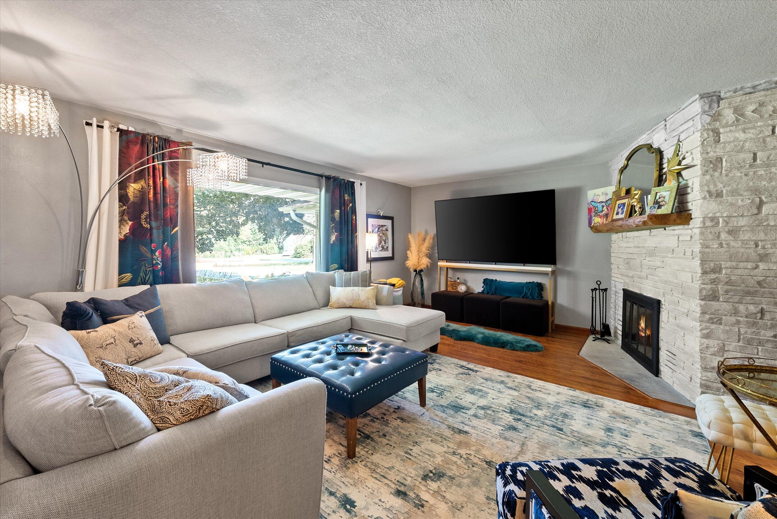 1339 Cedar Creek Pkwy