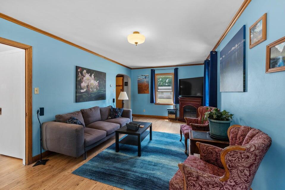 1206 15th Ave