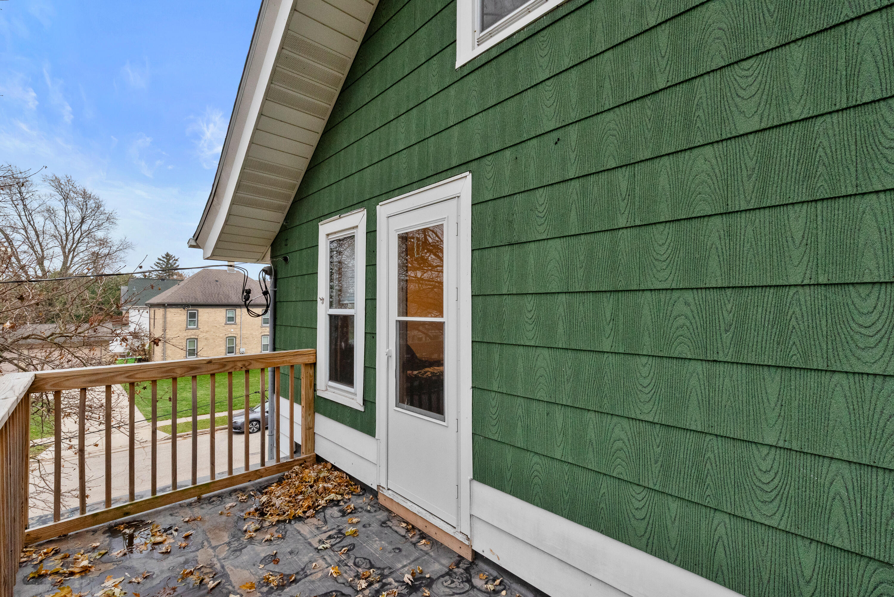 1136 Fond du lac Ave